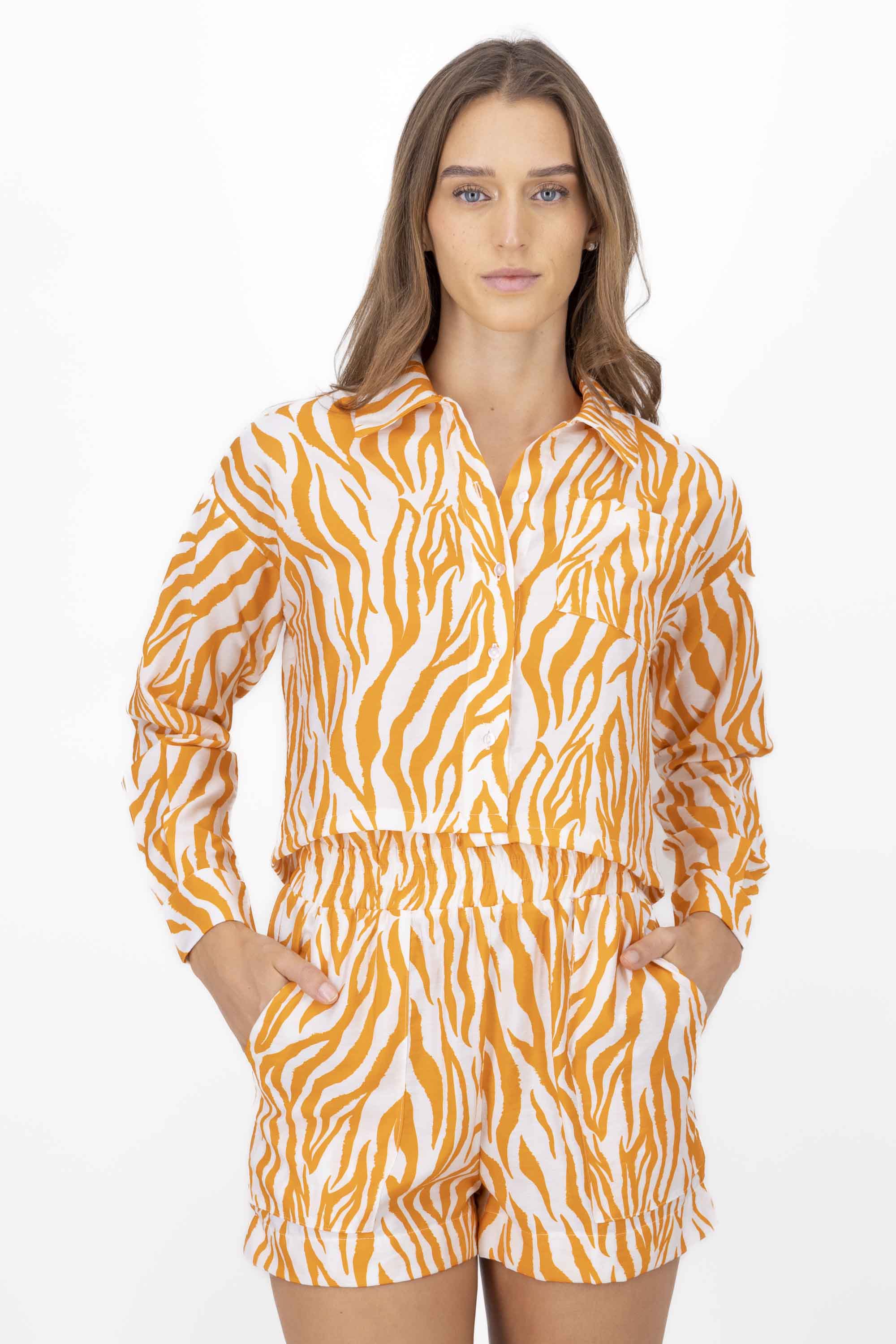 Camisa crop estampada NARANJA COMBO