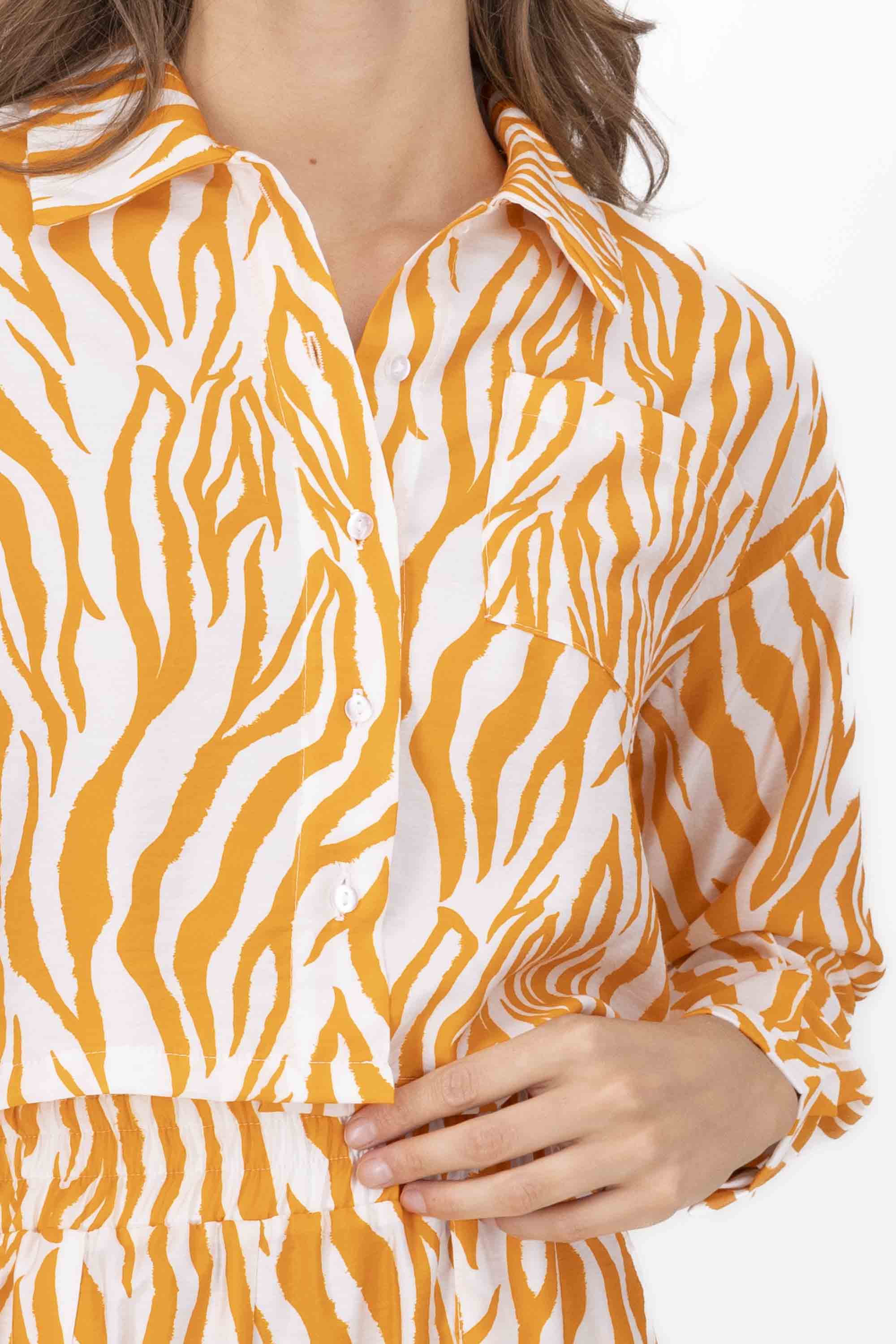 Camisa crop estampada NARANJA COMBO