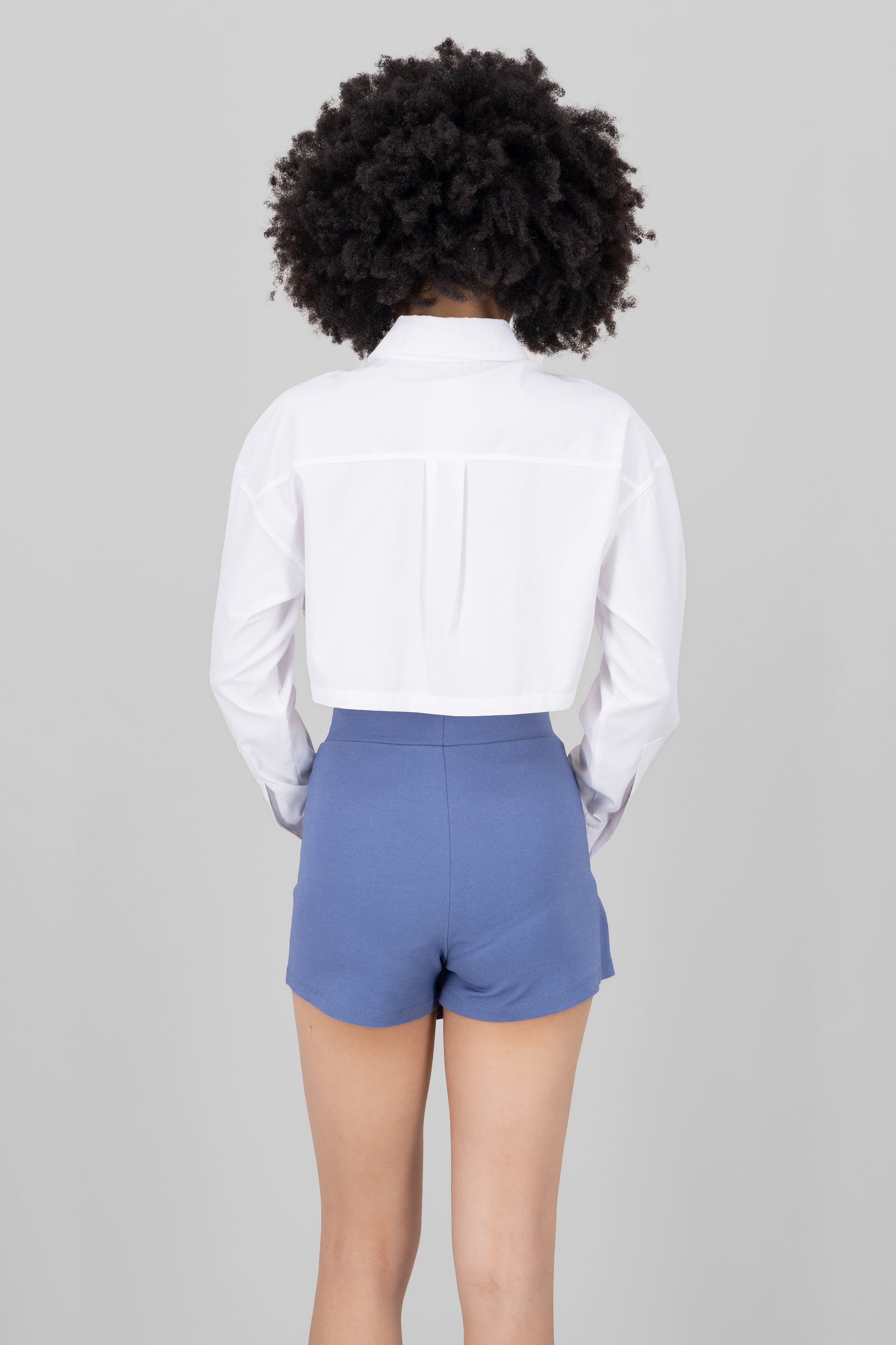 Camisa crop detalle bolsa cargo BLANCO