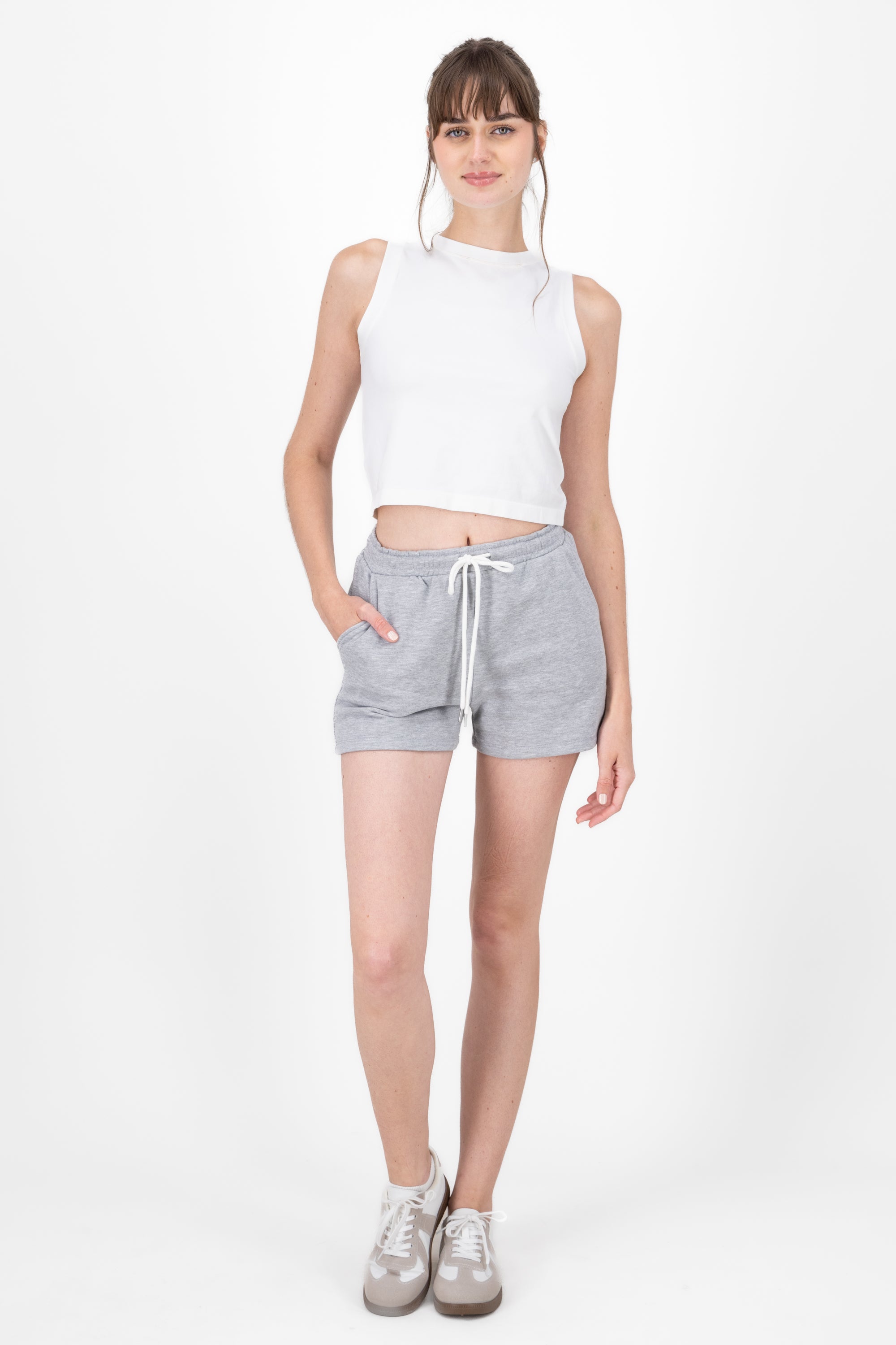 Shorts afelpados cortos GRIS