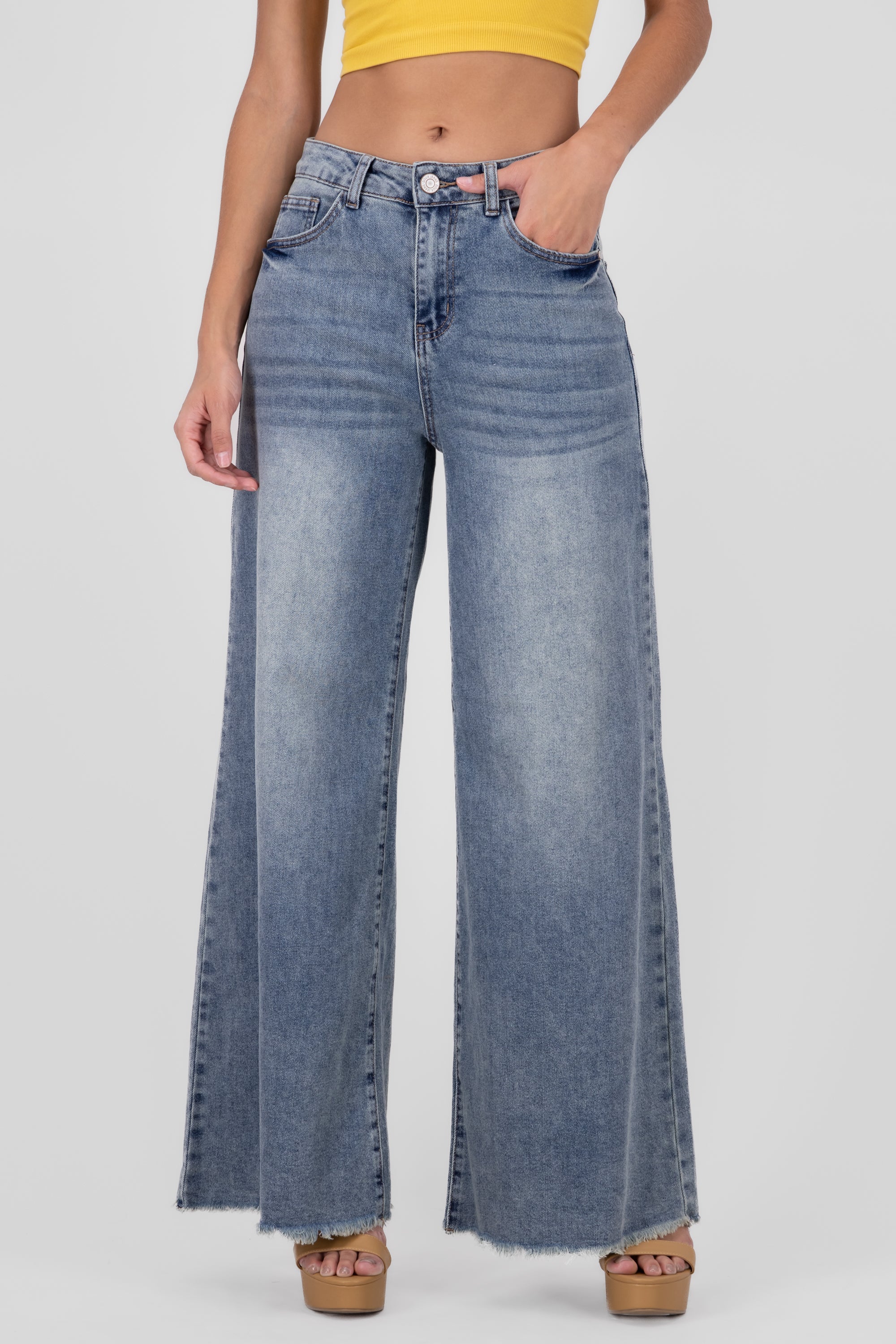 Wide leg jeans with wear ACID WASH