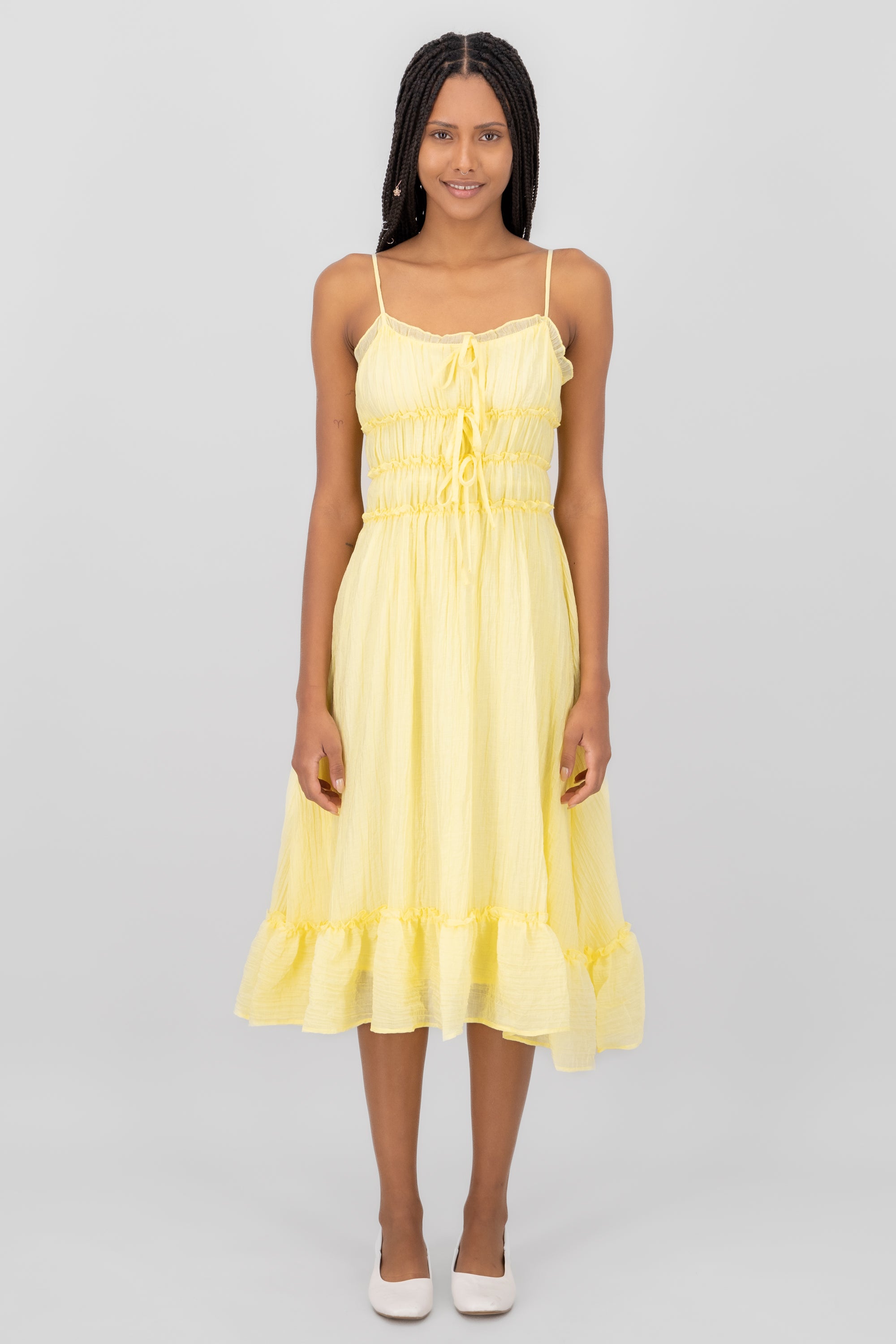 Vestido midi con mini olanes tela con textura AMARILLO