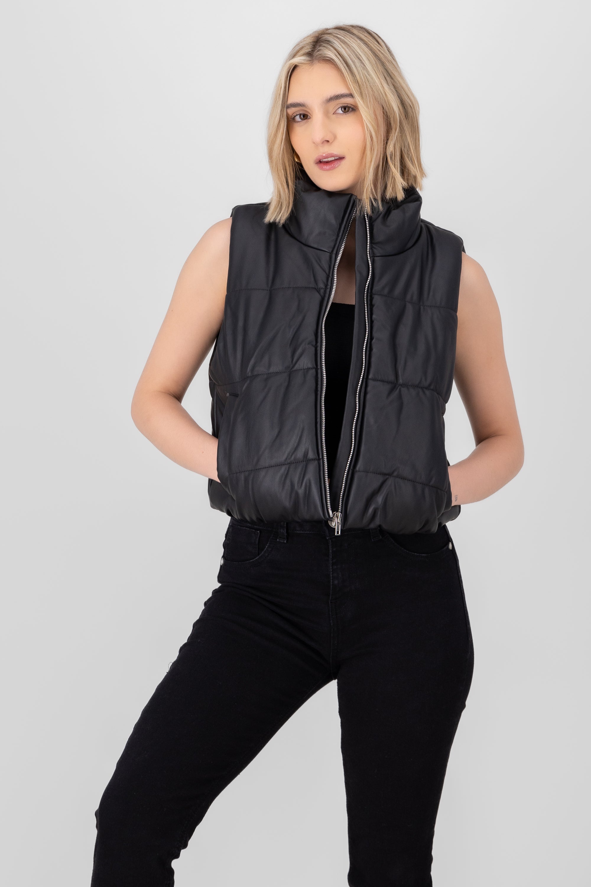 SLOT SLOT CAPTATIATED VILE BLACK