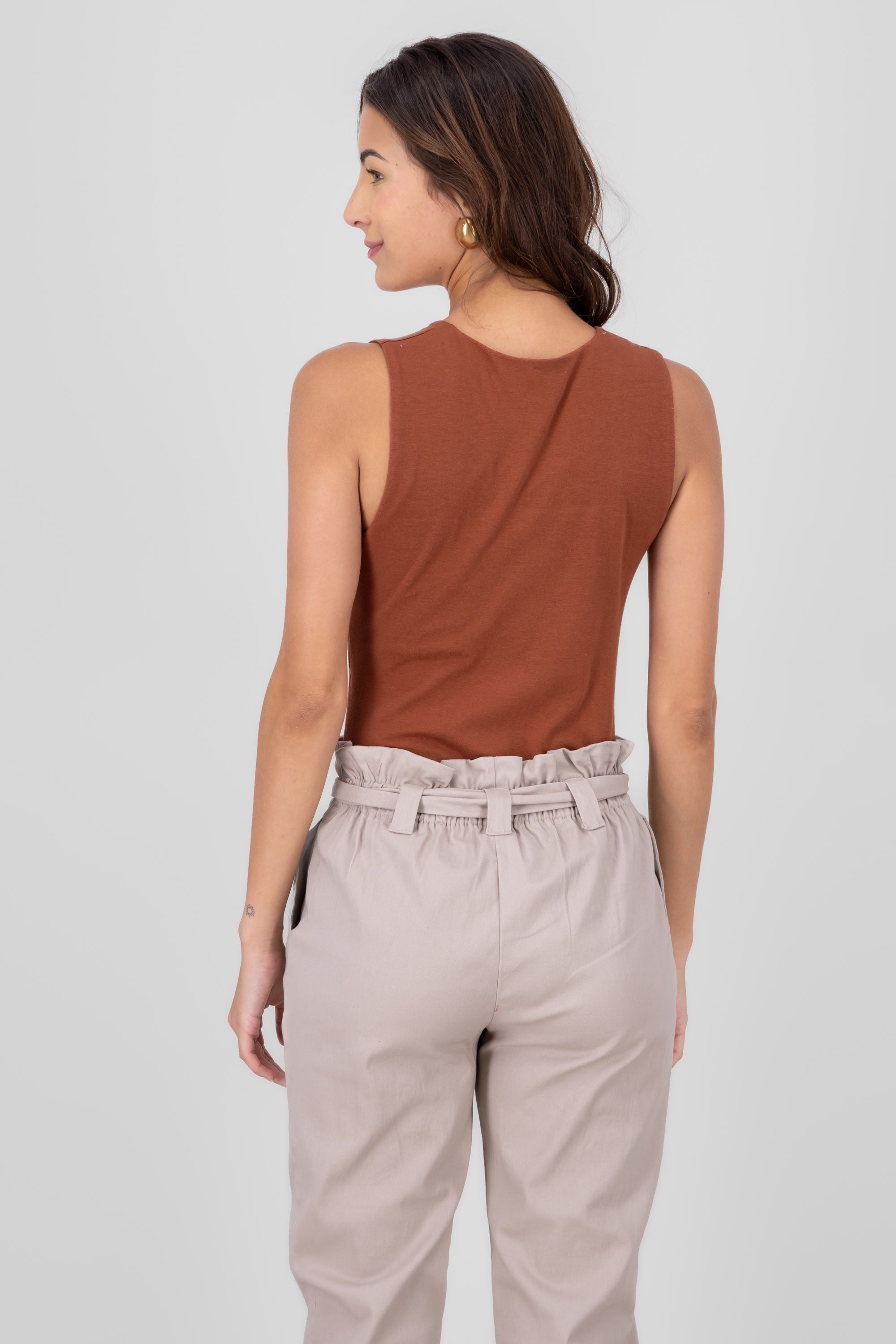 Body cuello cuadrado sin mangas LADRILLO