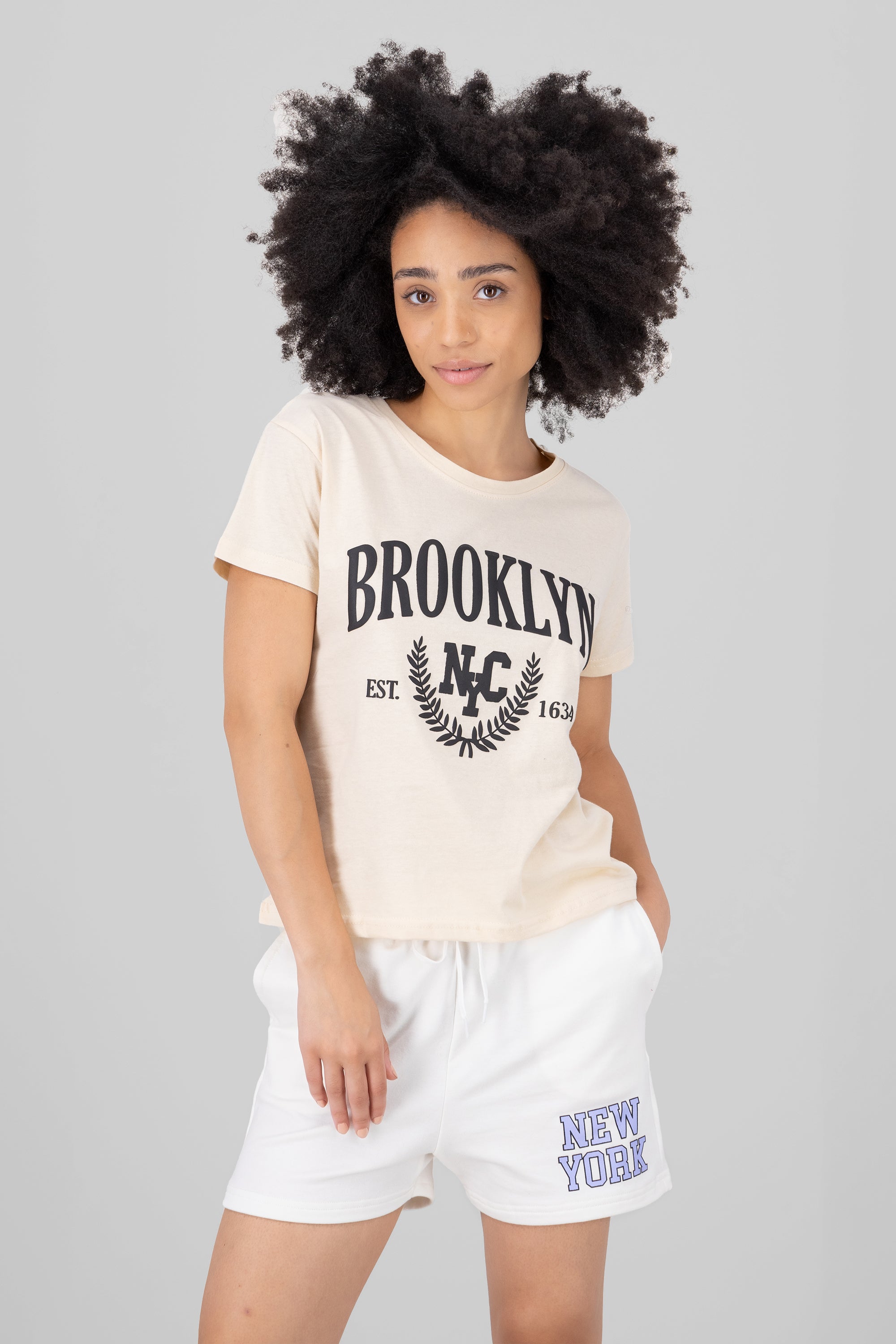 playera estampado brooklyn BEIGE