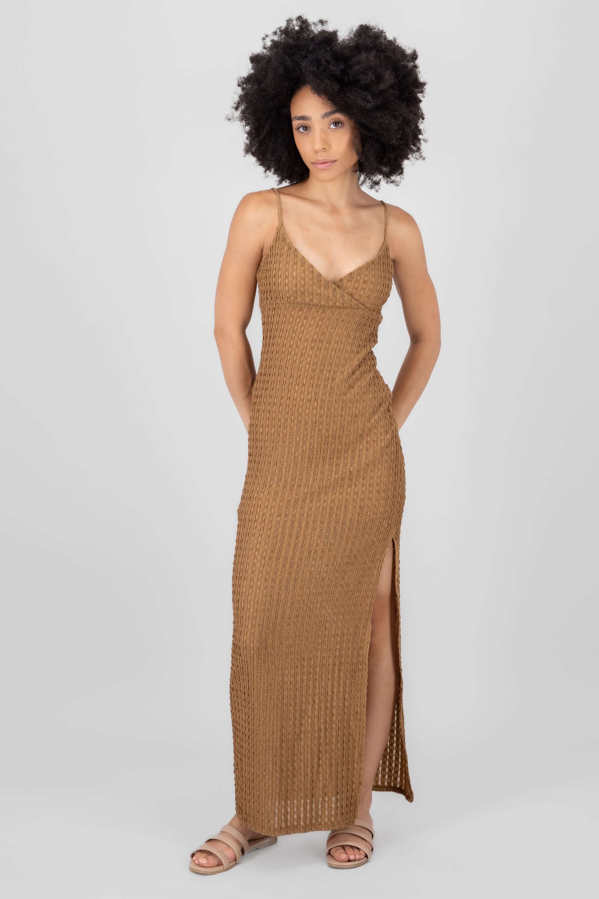 Vestido maxi textura KHAKI