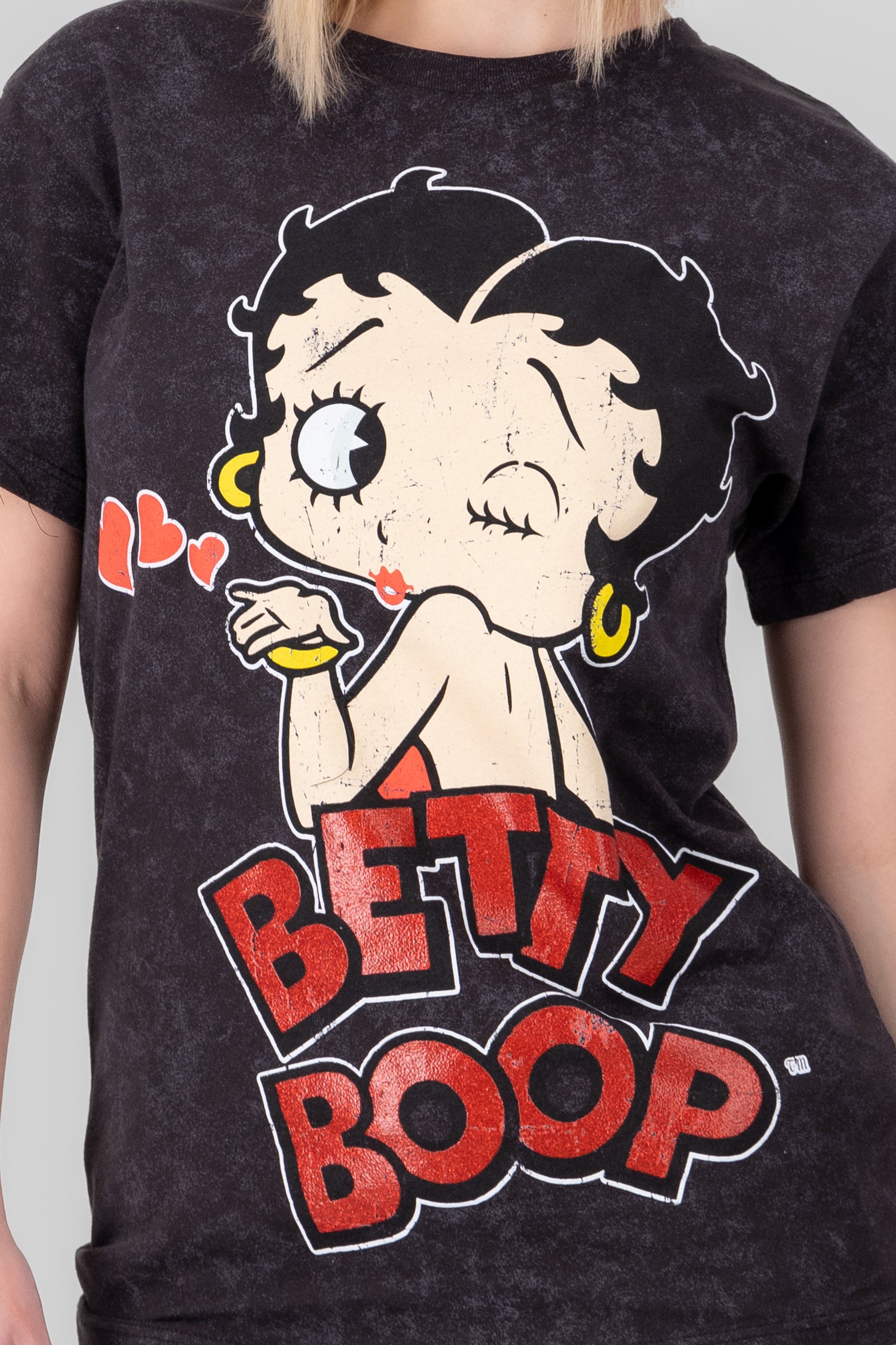 Playera betty boops kiss ACID WASH