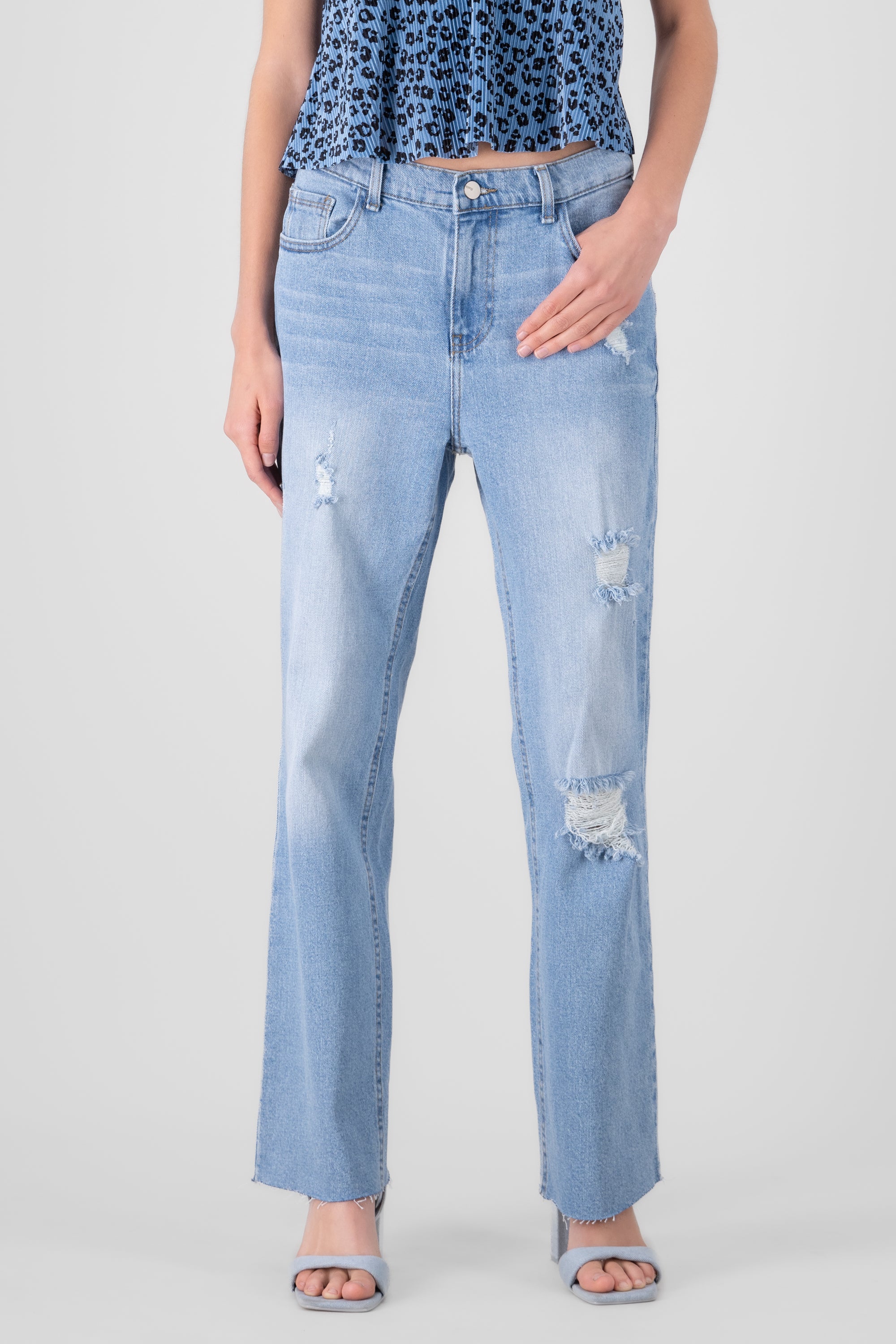 Straight jeans with destruction BleACHED