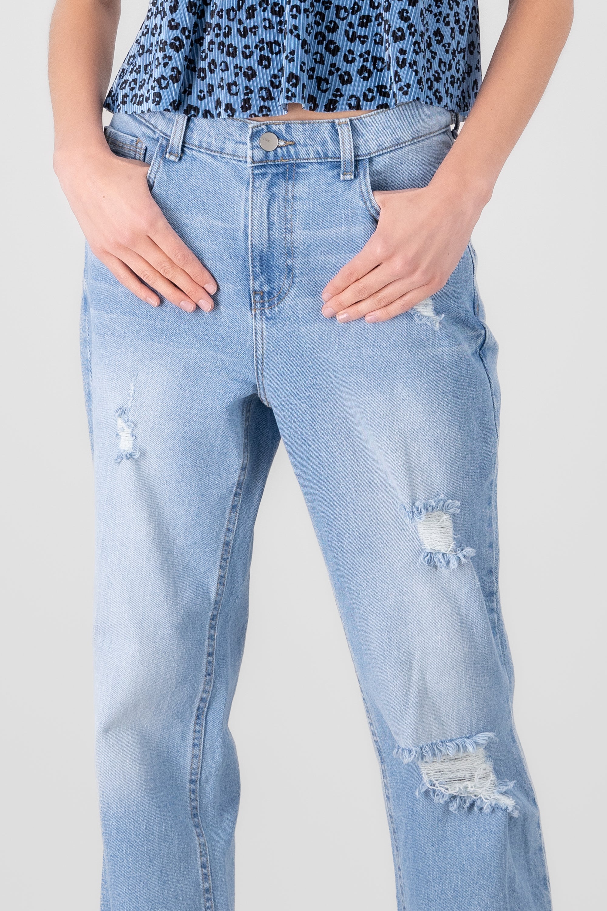 Straight jeans with destruction BleACHED