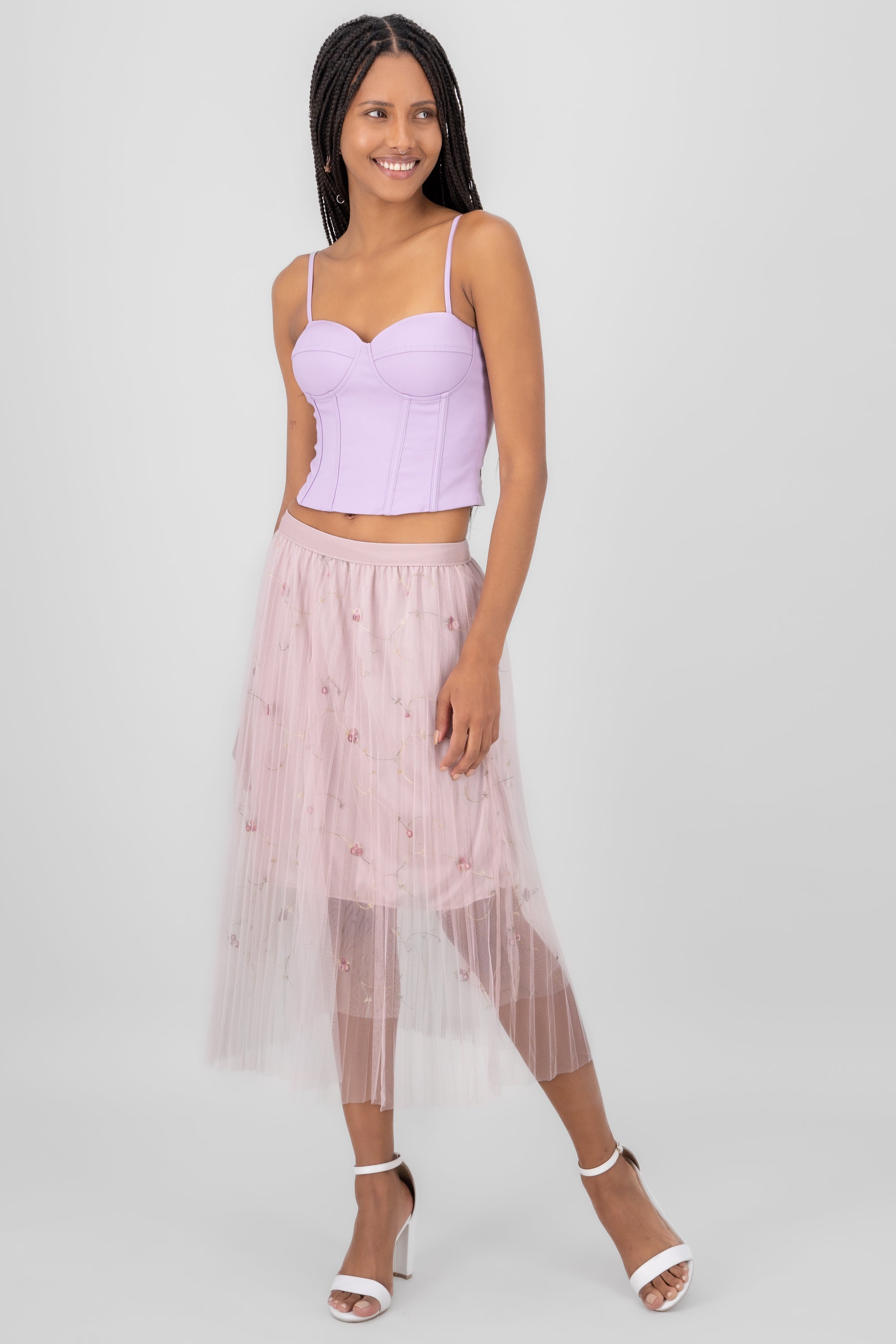 Falda midi de mesh con florecitas bordadas ROSA COMBO