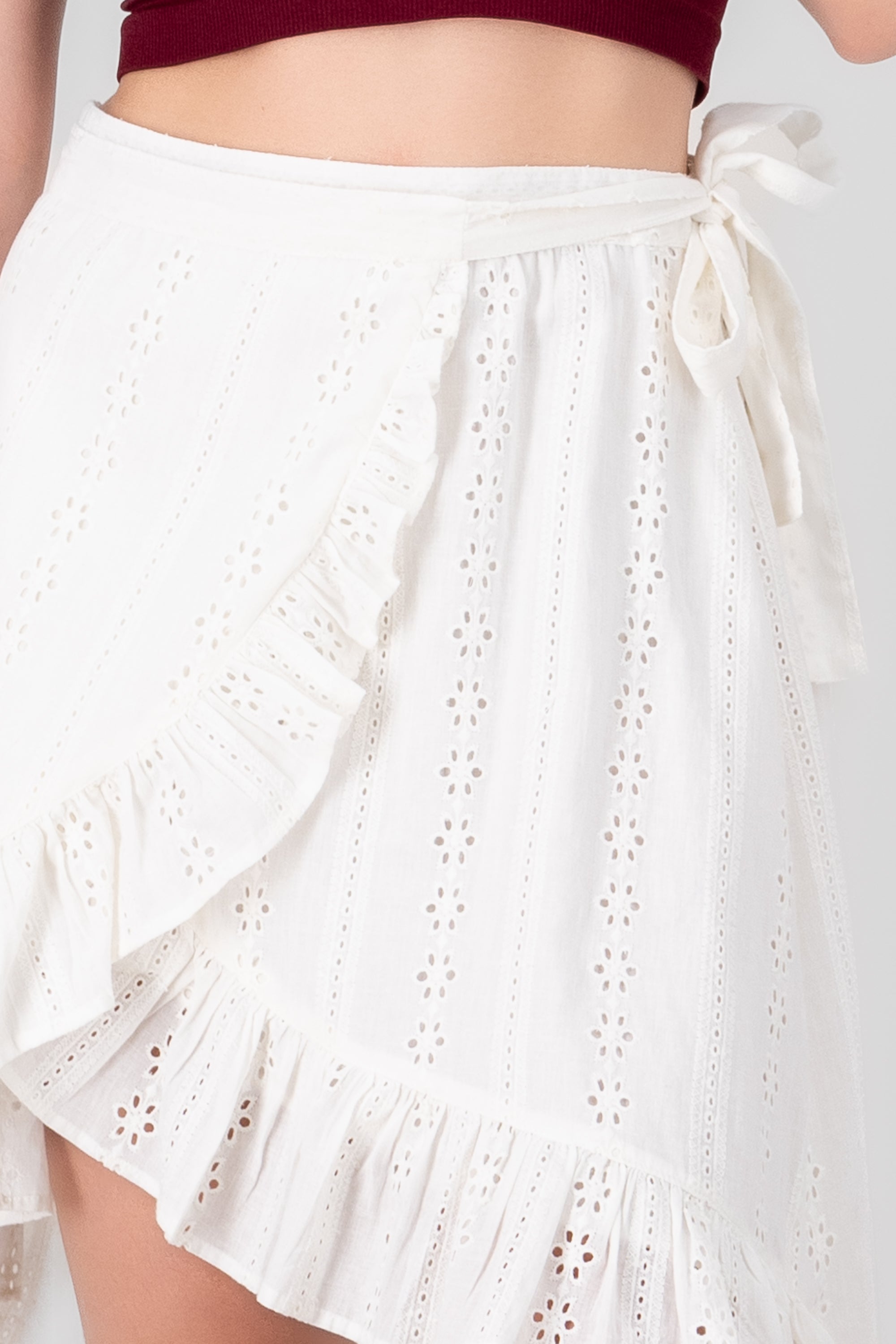 Falda midi wrap detalles flores BLANCO