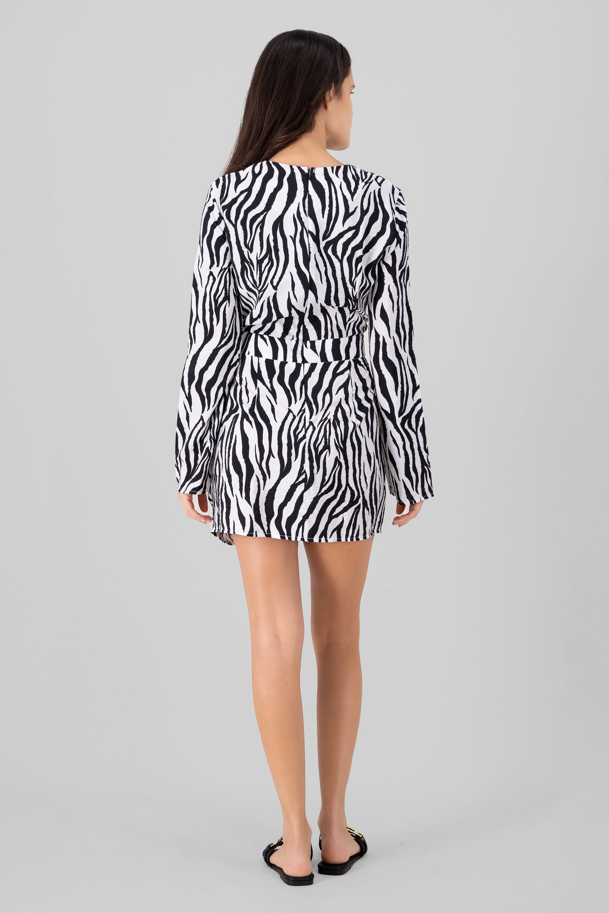 Romper manga larga estampado animal print NEGRO COMBO