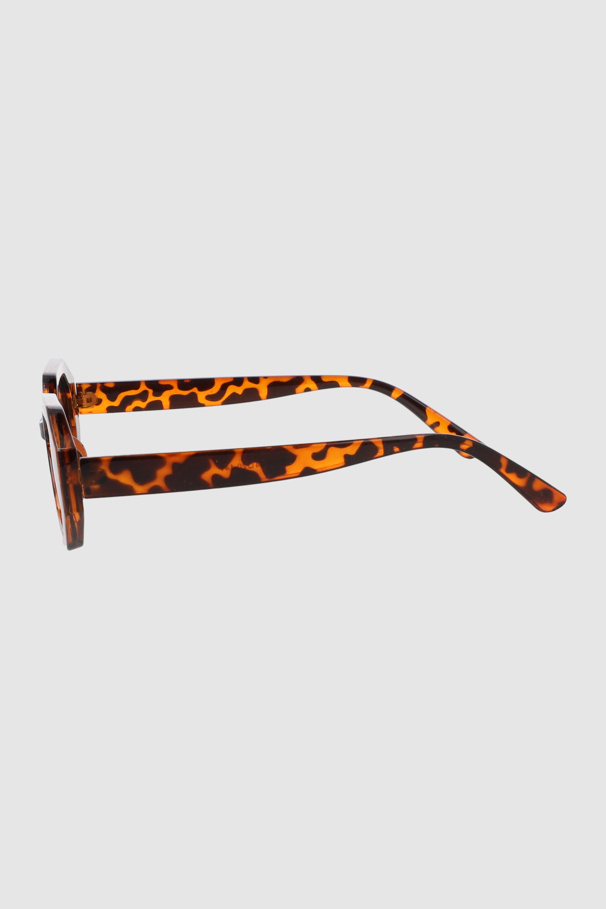 Geometric oval lenses COFFEE
