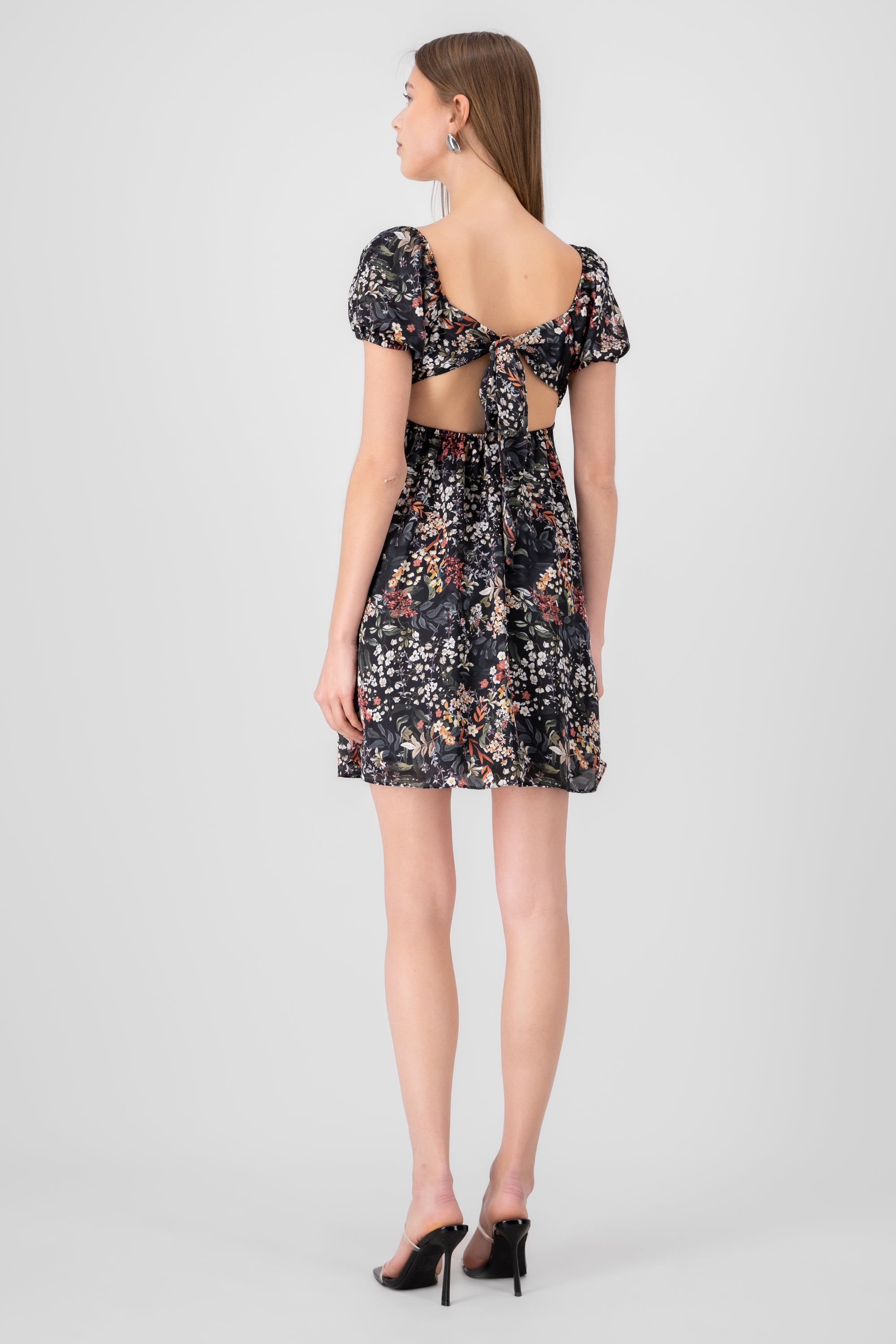 Vestido mini manga abullonada estampado flores NEGRO COMBO