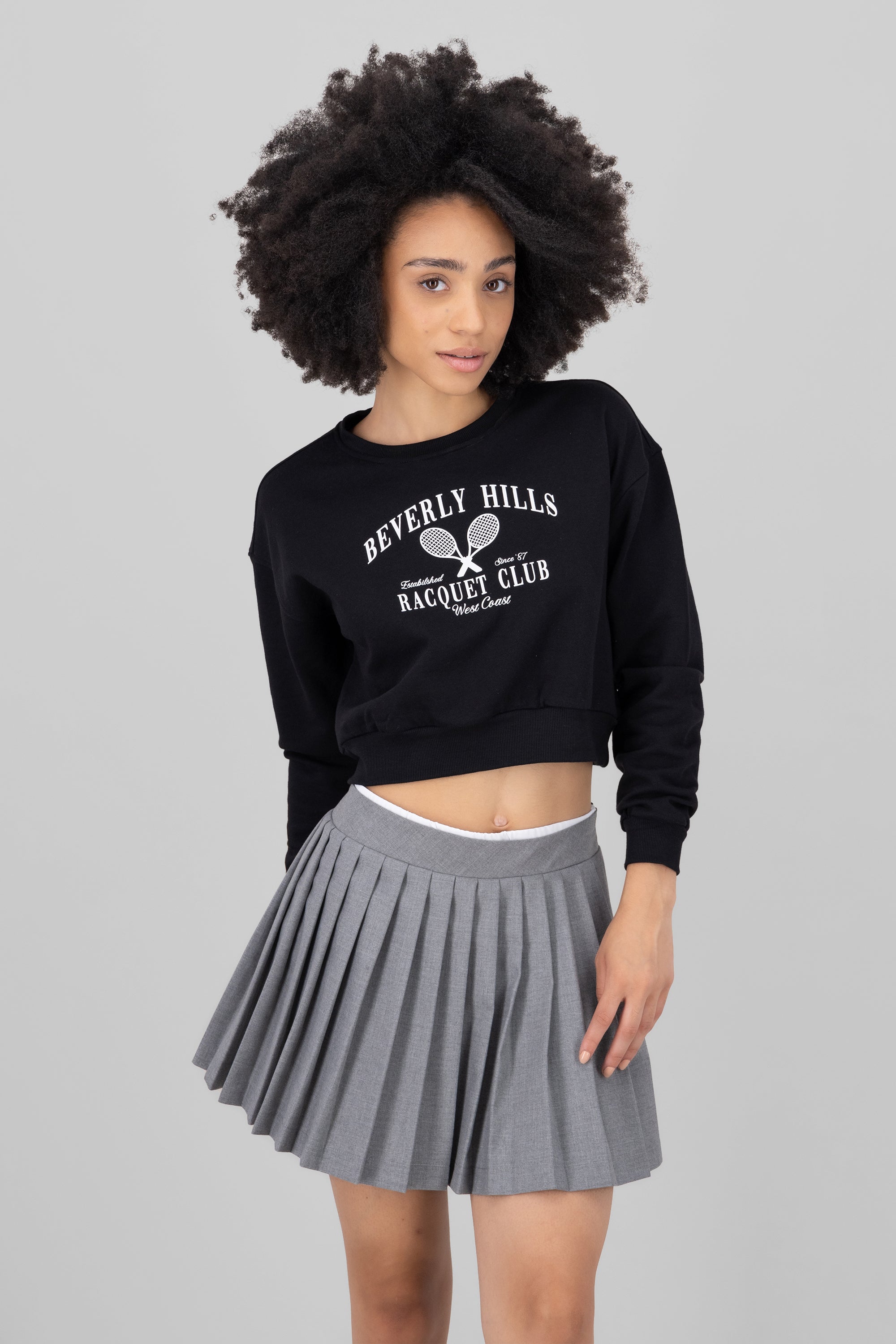 Sudadera crop estampada NEGRO