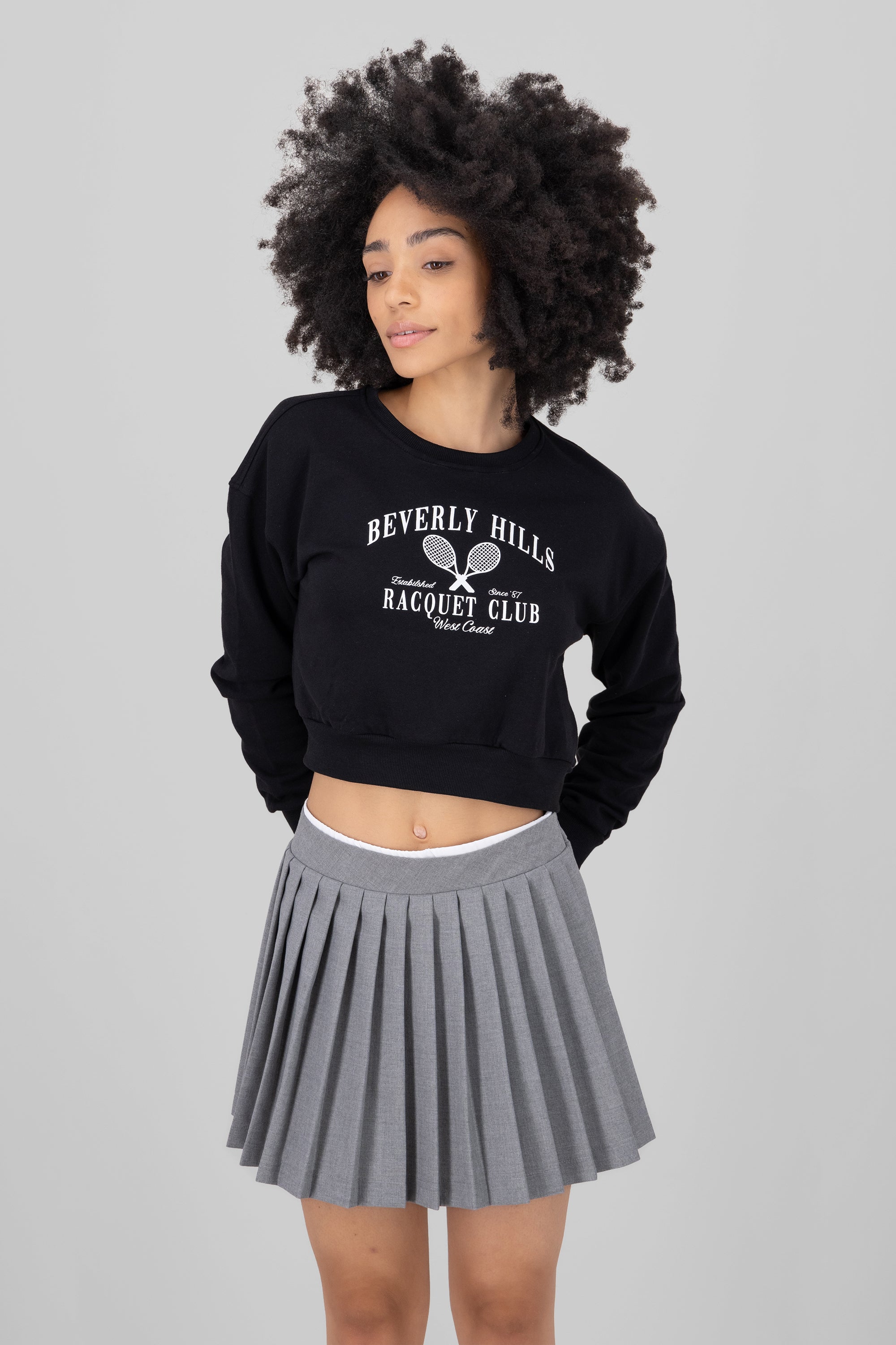 Sudadera crop estampada NEGRO