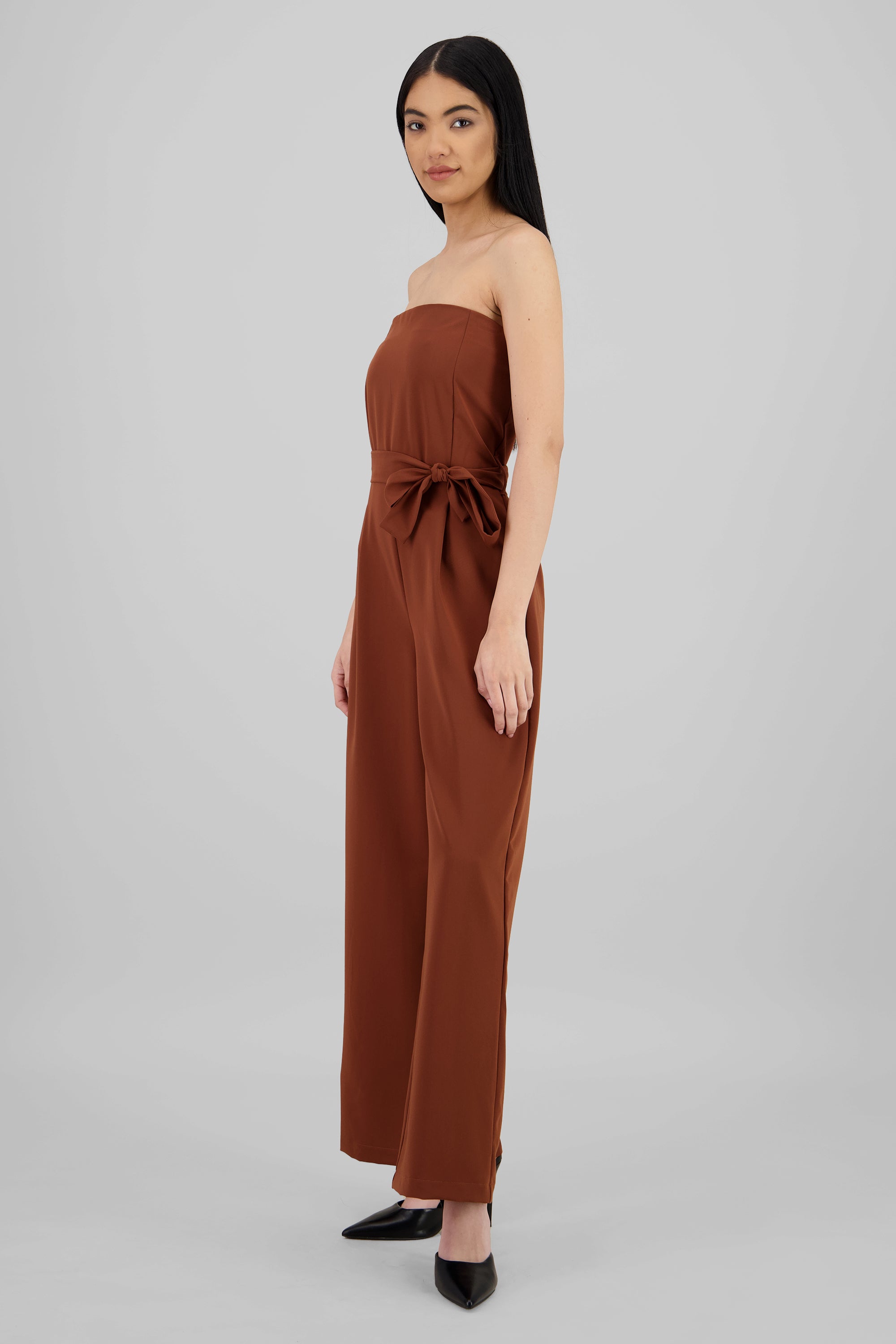 Jumpsuit strapless sastreado CHOCOLATE