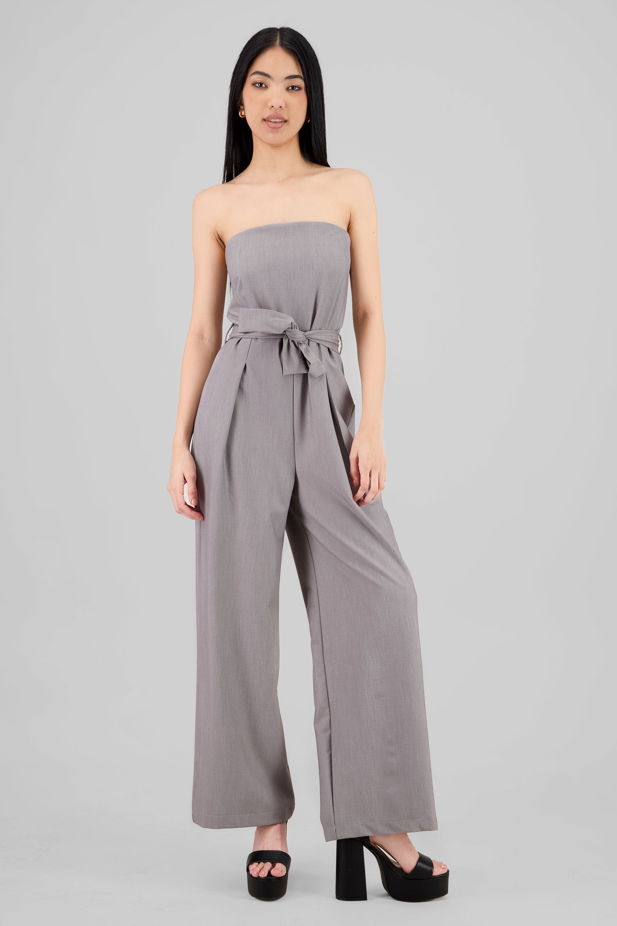 Jumpsuit strapless sastreado GRIS CLARO