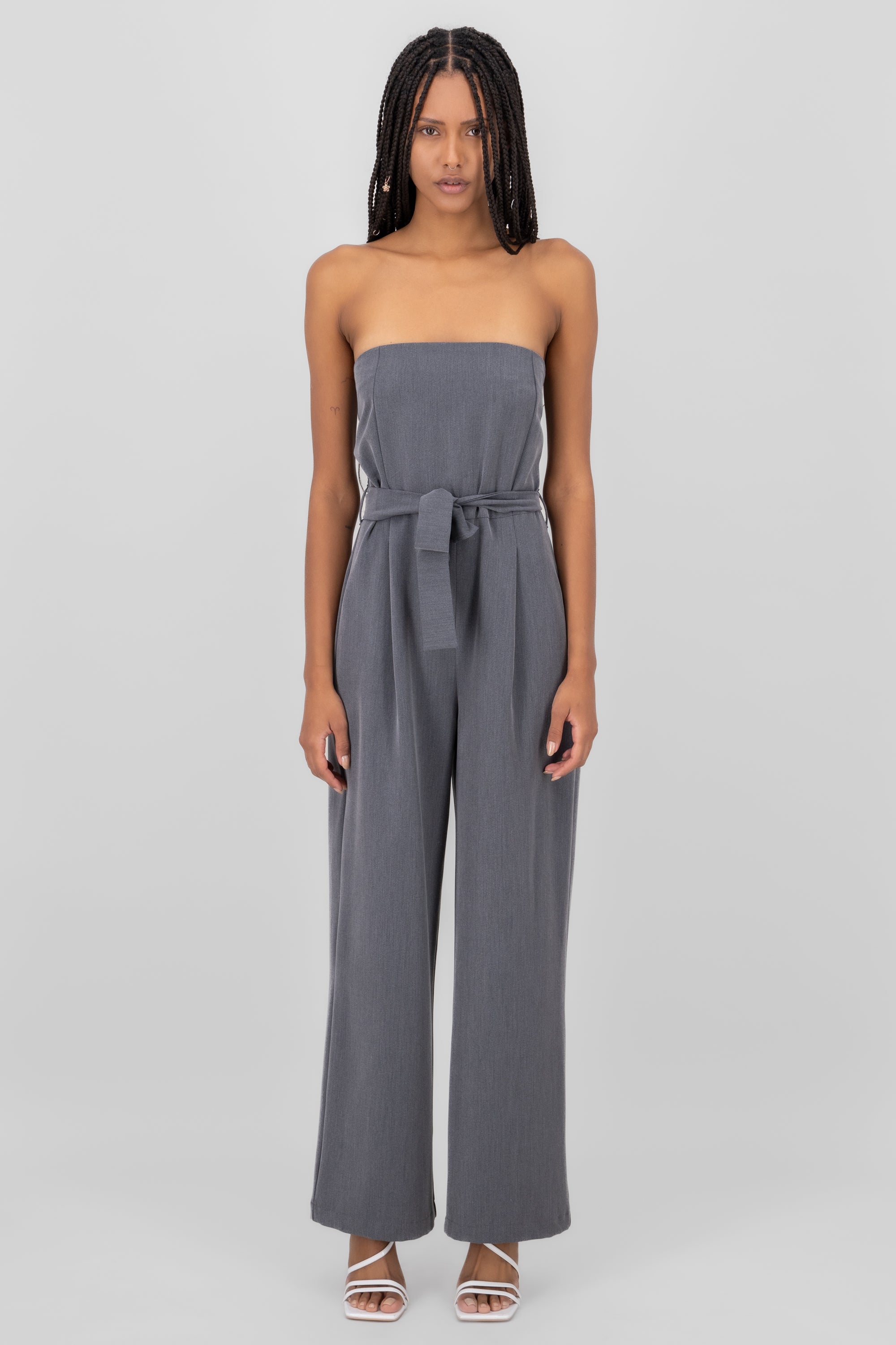 Jumpsuit strapless sastreado GRIS JASPE