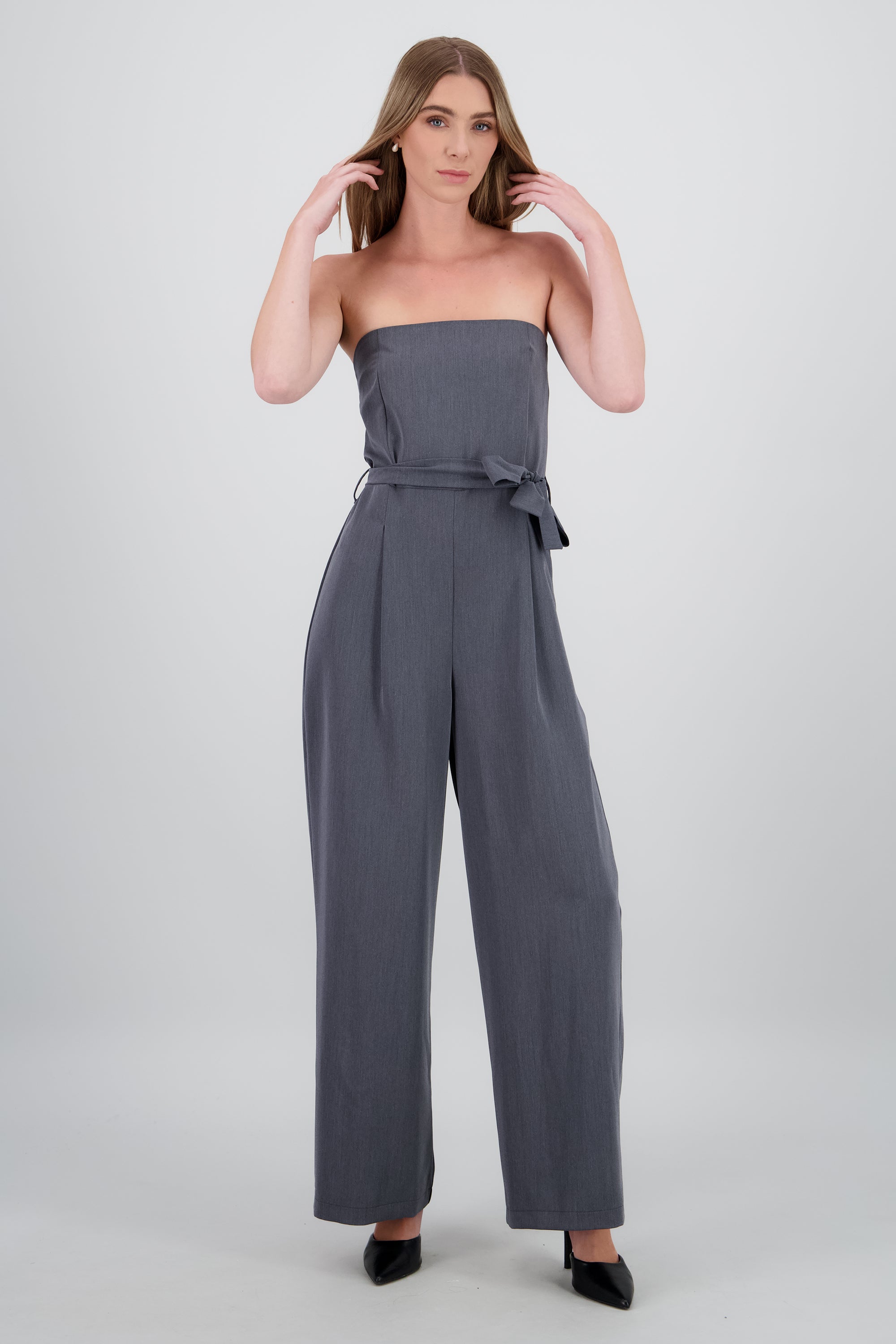 Jumpsuit strapless sastreado GRIS OBSCURO