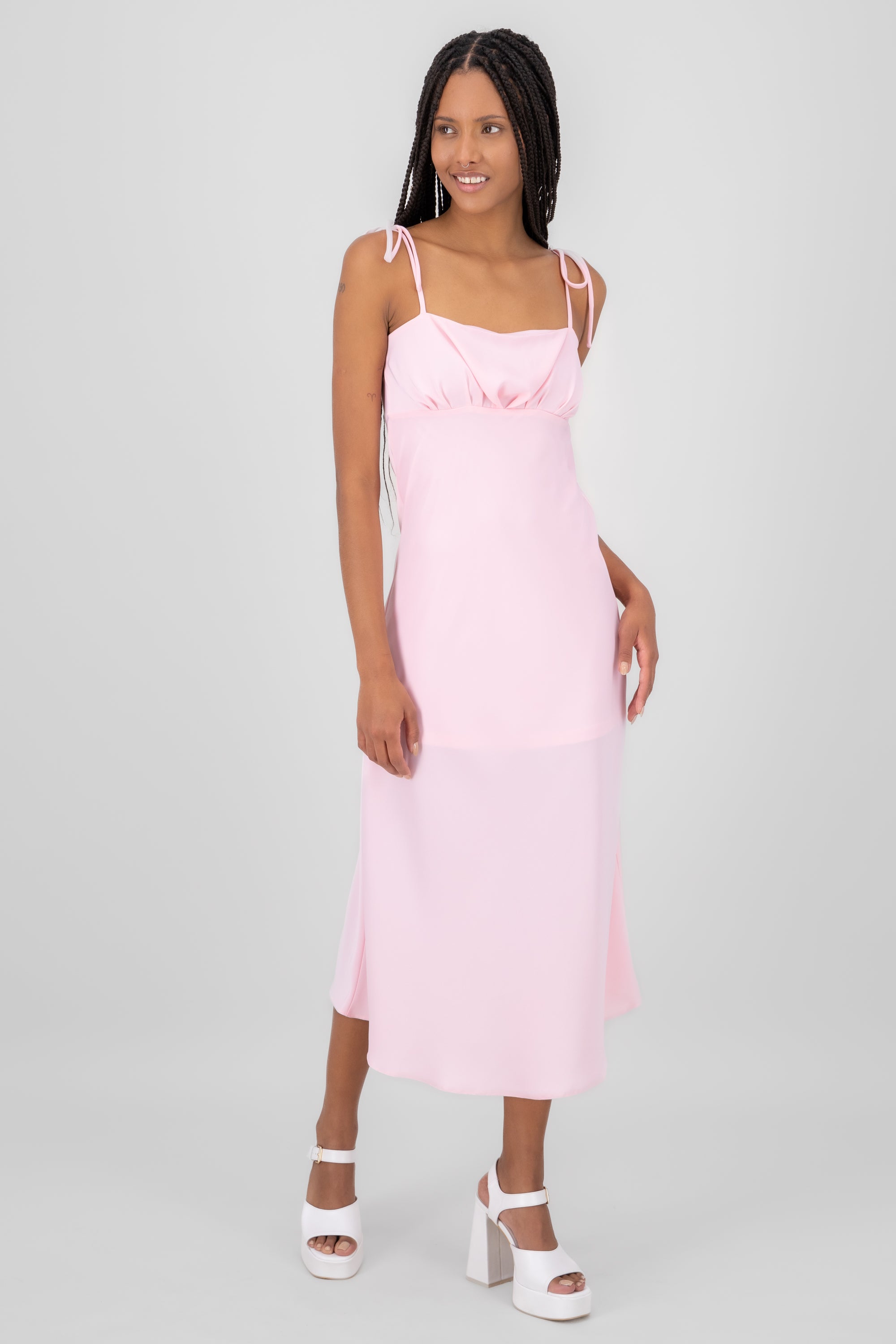 Vestido satinado liso ROSA PASTEL