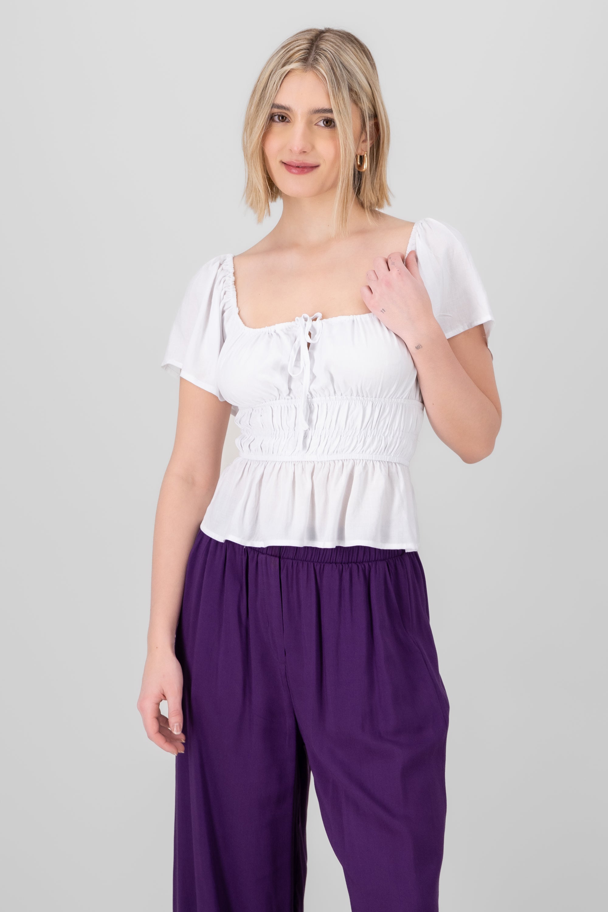 Blusa manga corta detalle espalda BLANCO