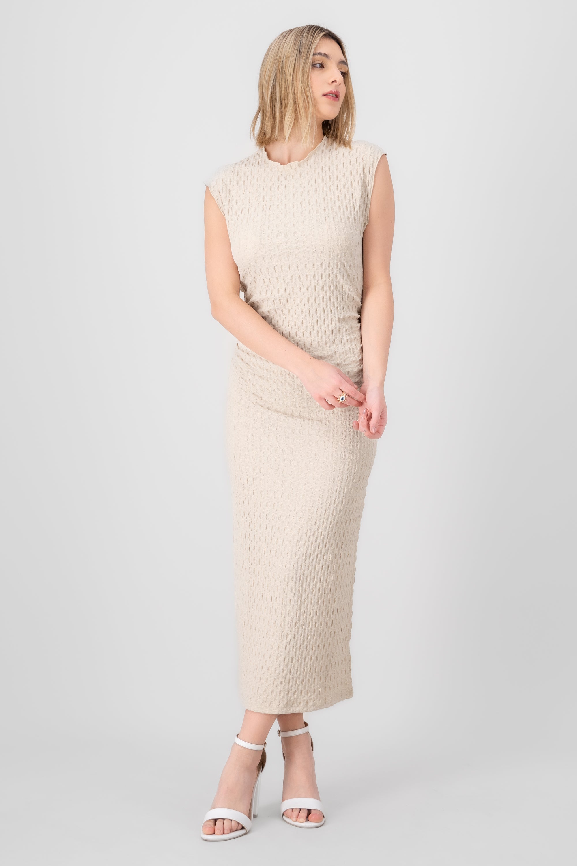 Vestido midi textura HUESO