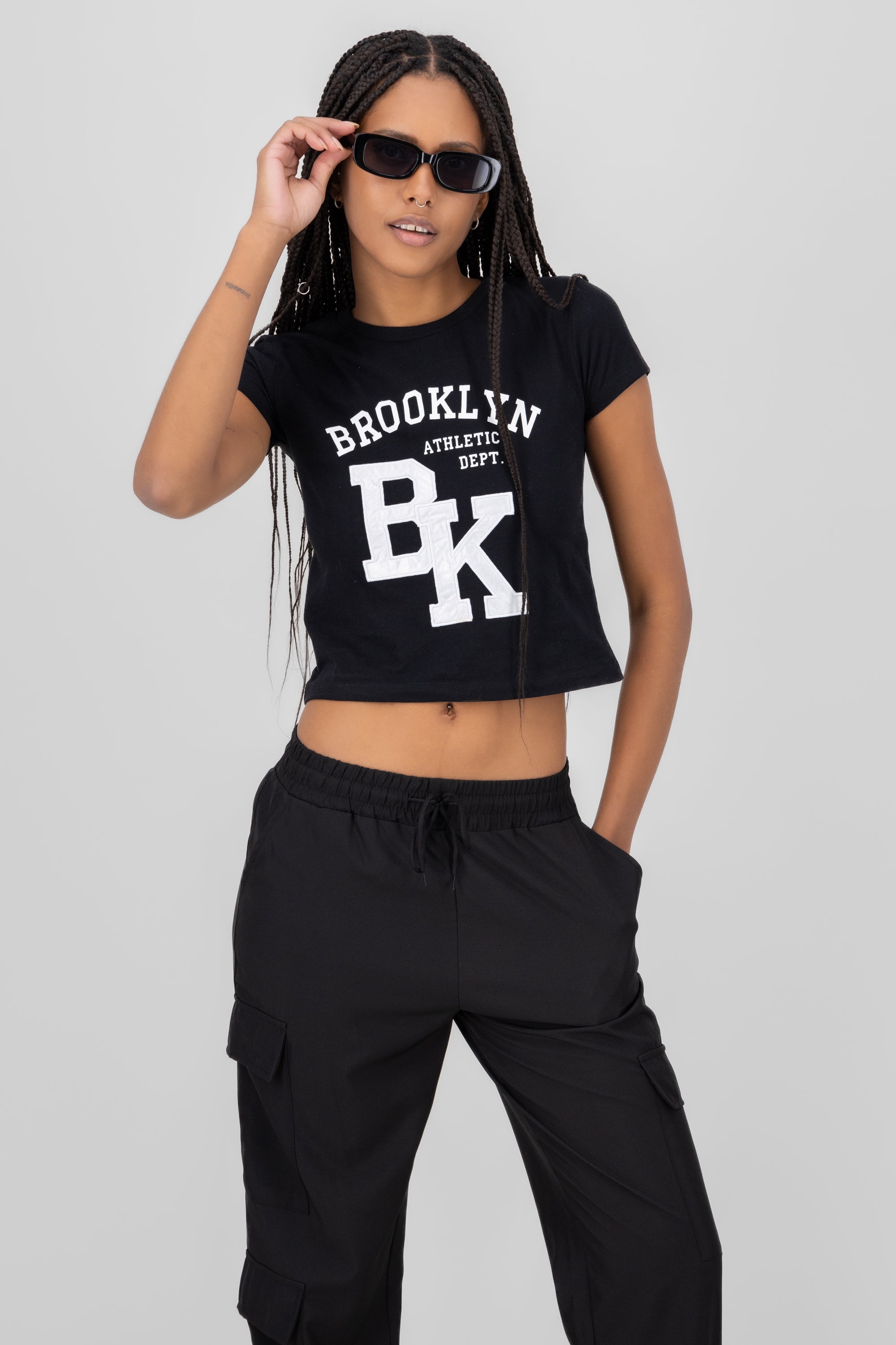 Brooklyn Short Manga Top BLACK