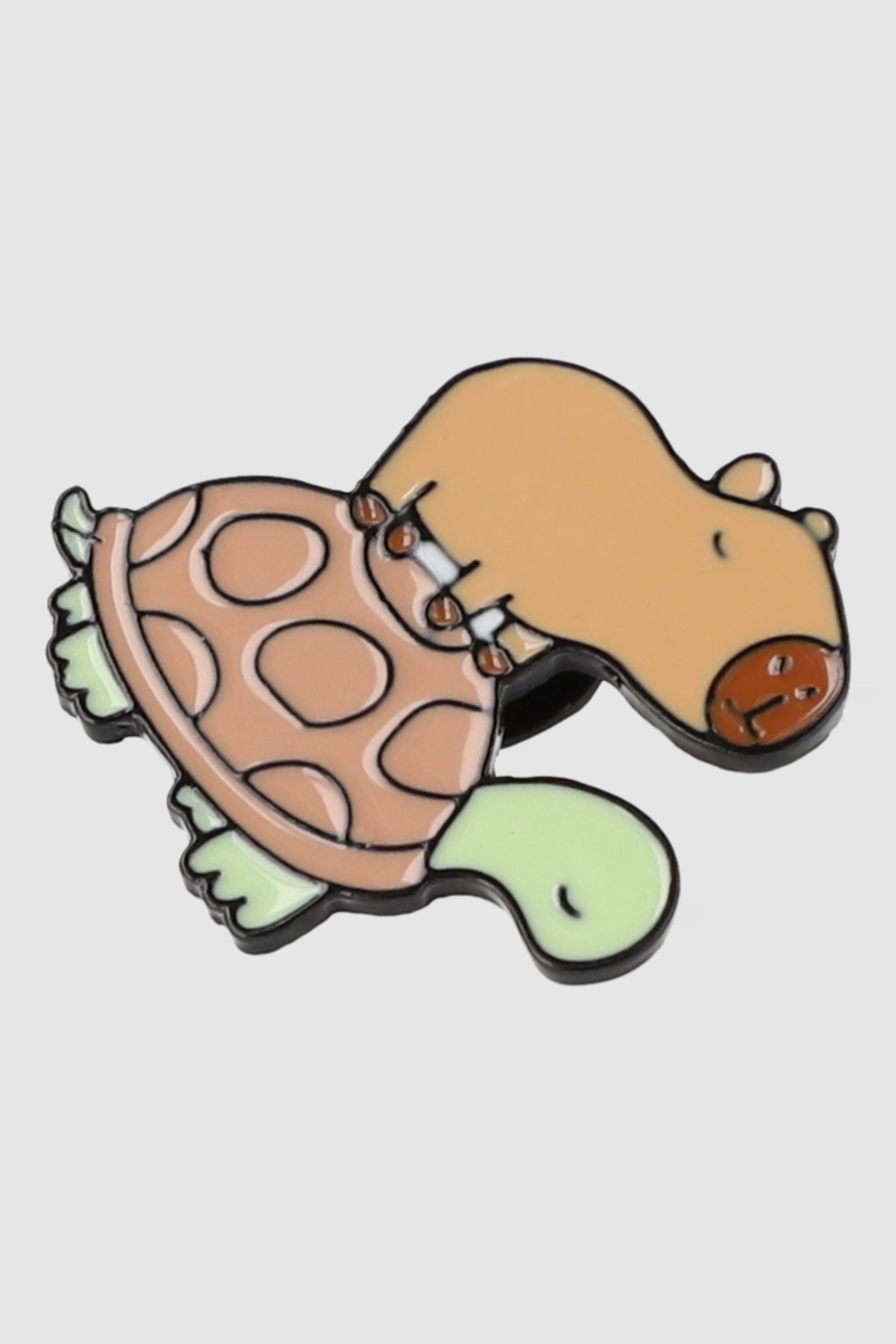 Pin capibara en tortuga CAFE