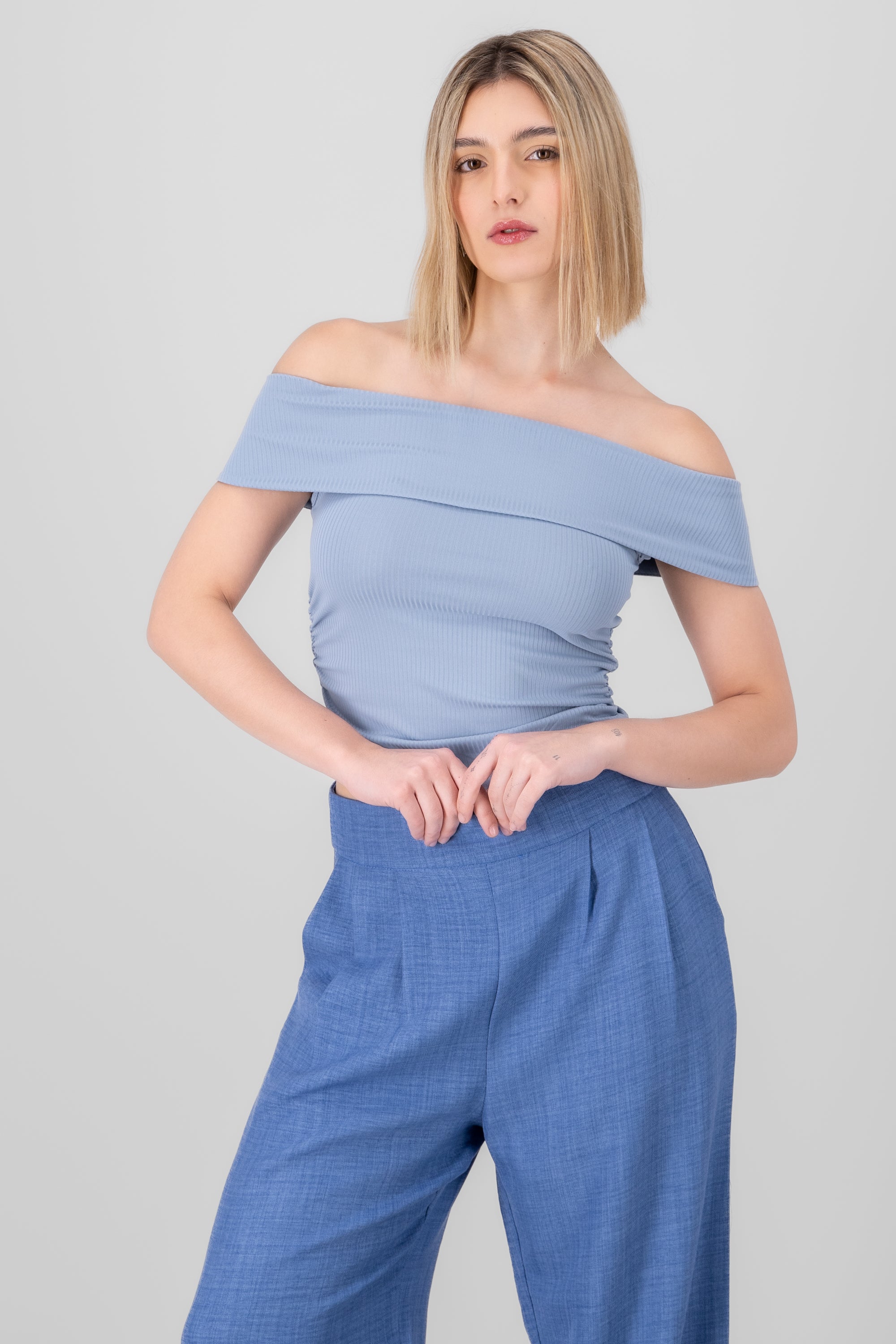 Top Shoulders Discovered Sleeves Sky blue