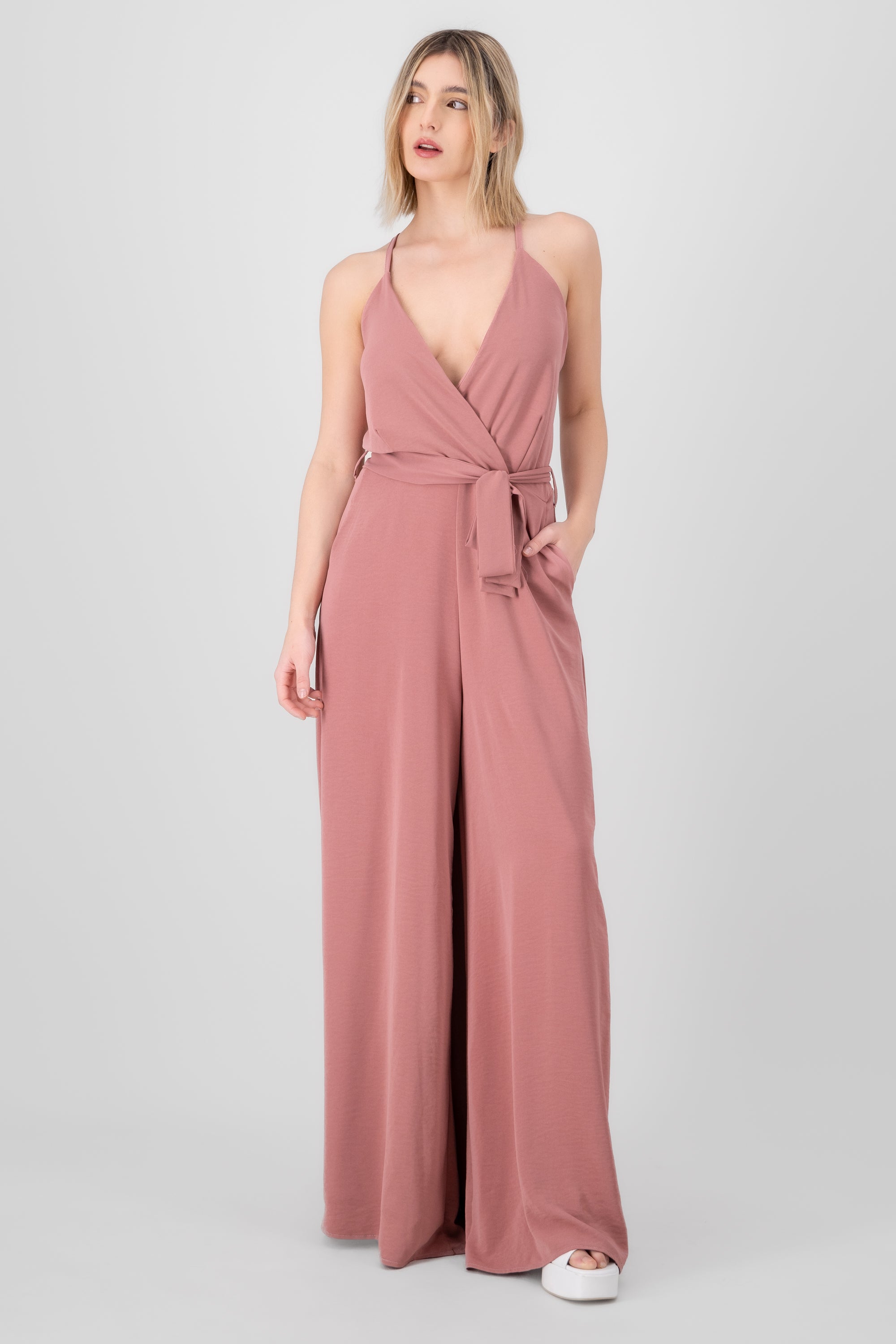 Jumpsuit escote en V con tirante delgado Hypsters PALO DE ROSA