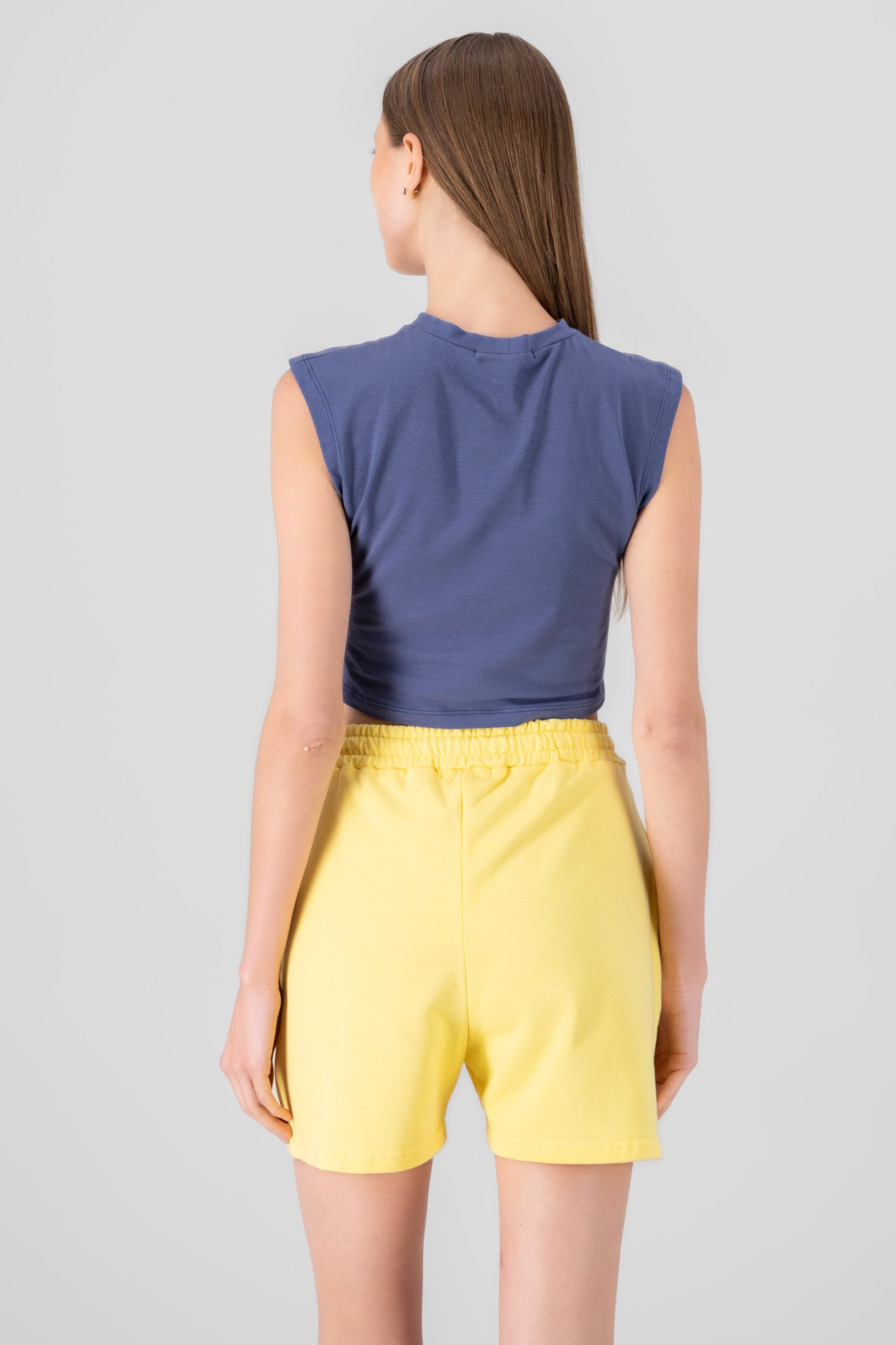 Top liso sin manga INDIGO