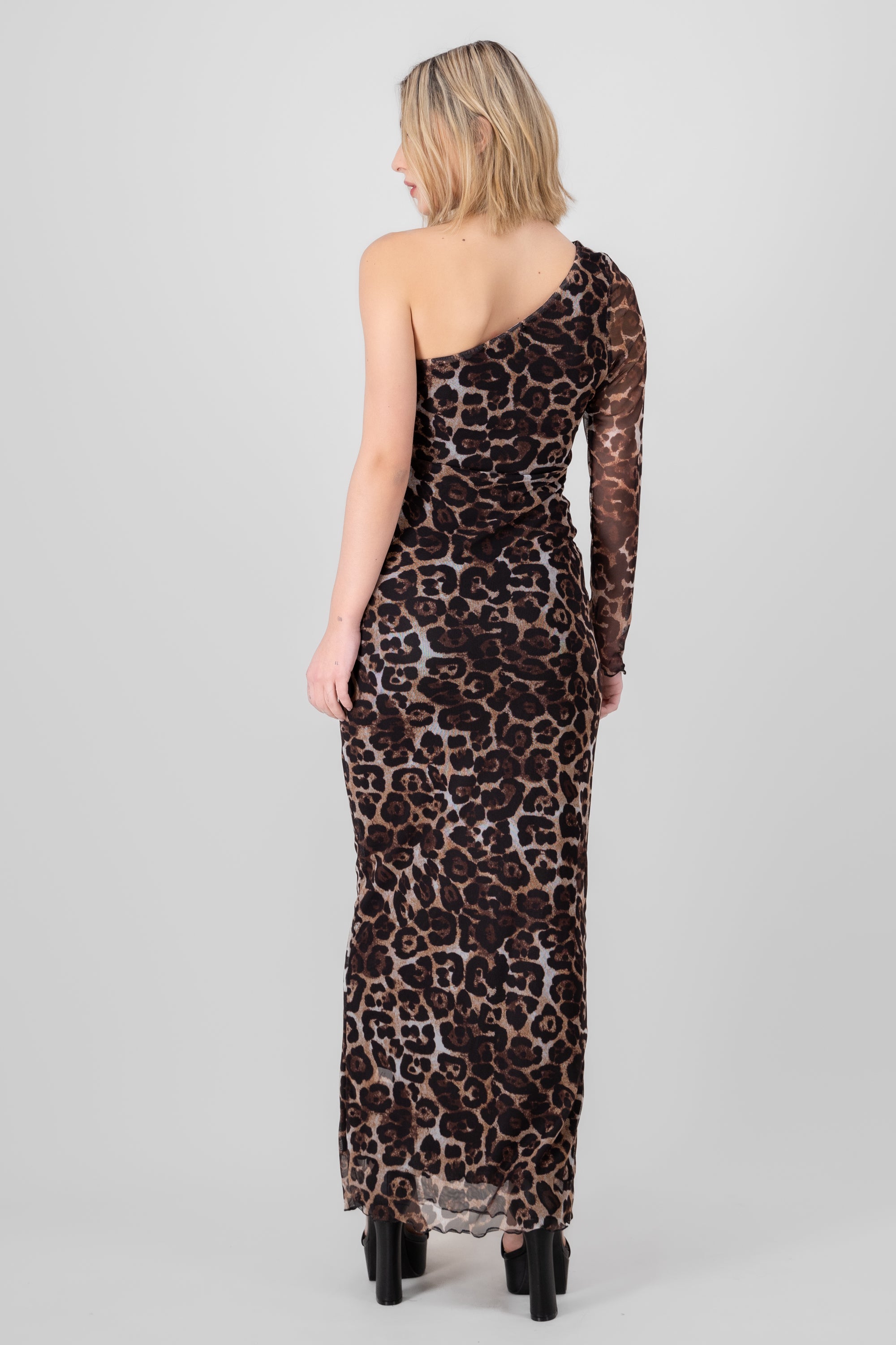 Vestido una manga animal print CAFE COMBO