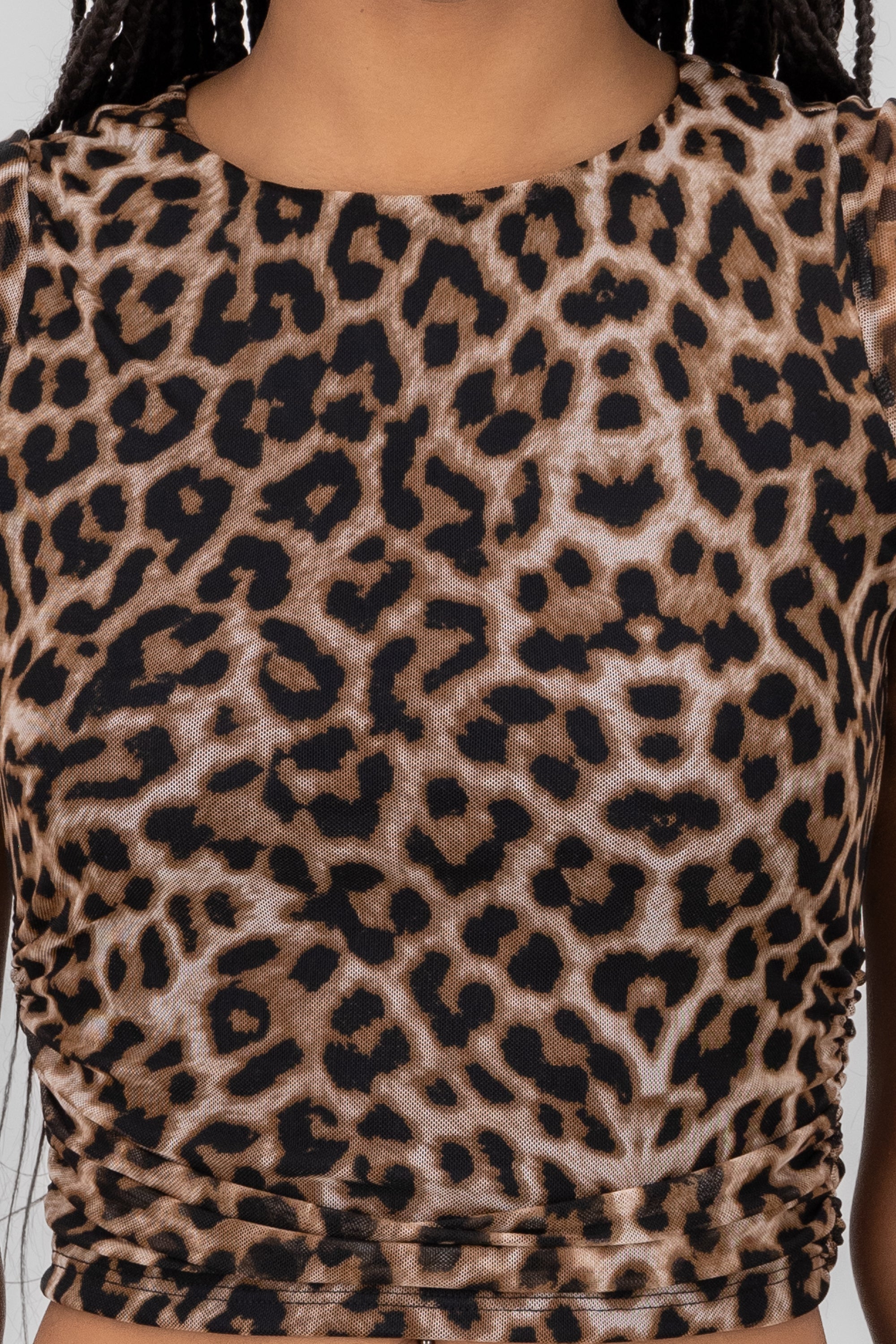 Top corto leopardo fruncido CAFE COMBO