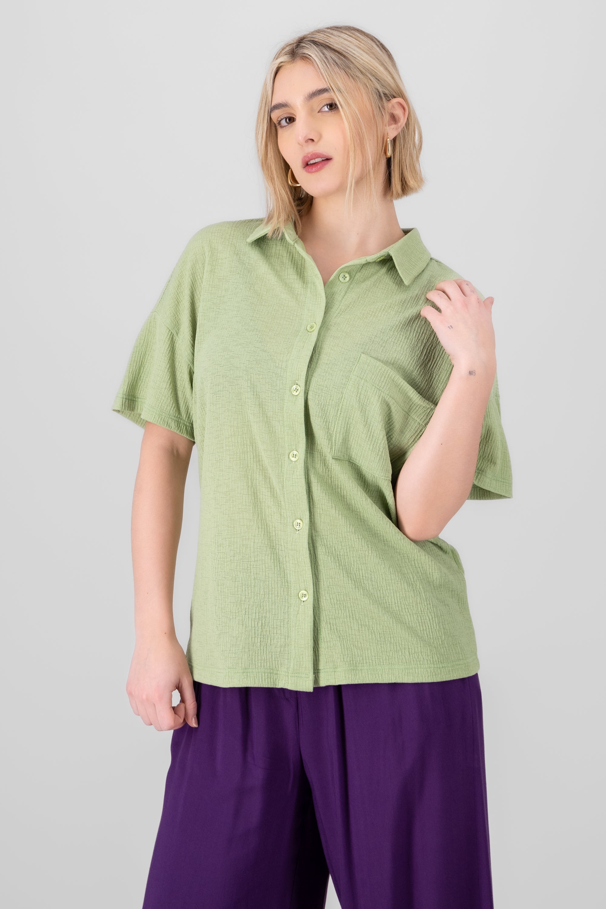 Camisa over manga corta VERDE CLARO