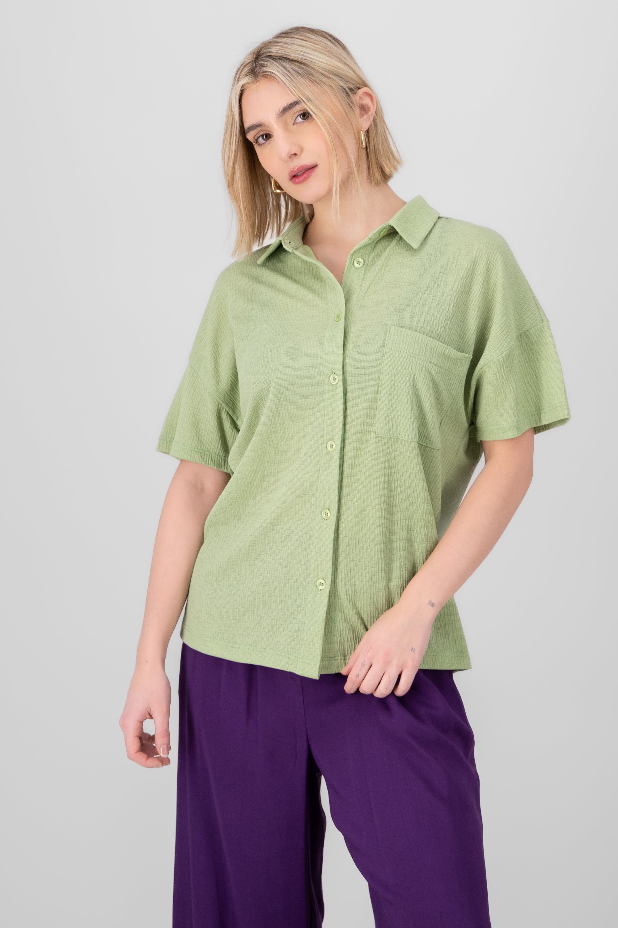 Camisa over manga corta VERDE CLARO
