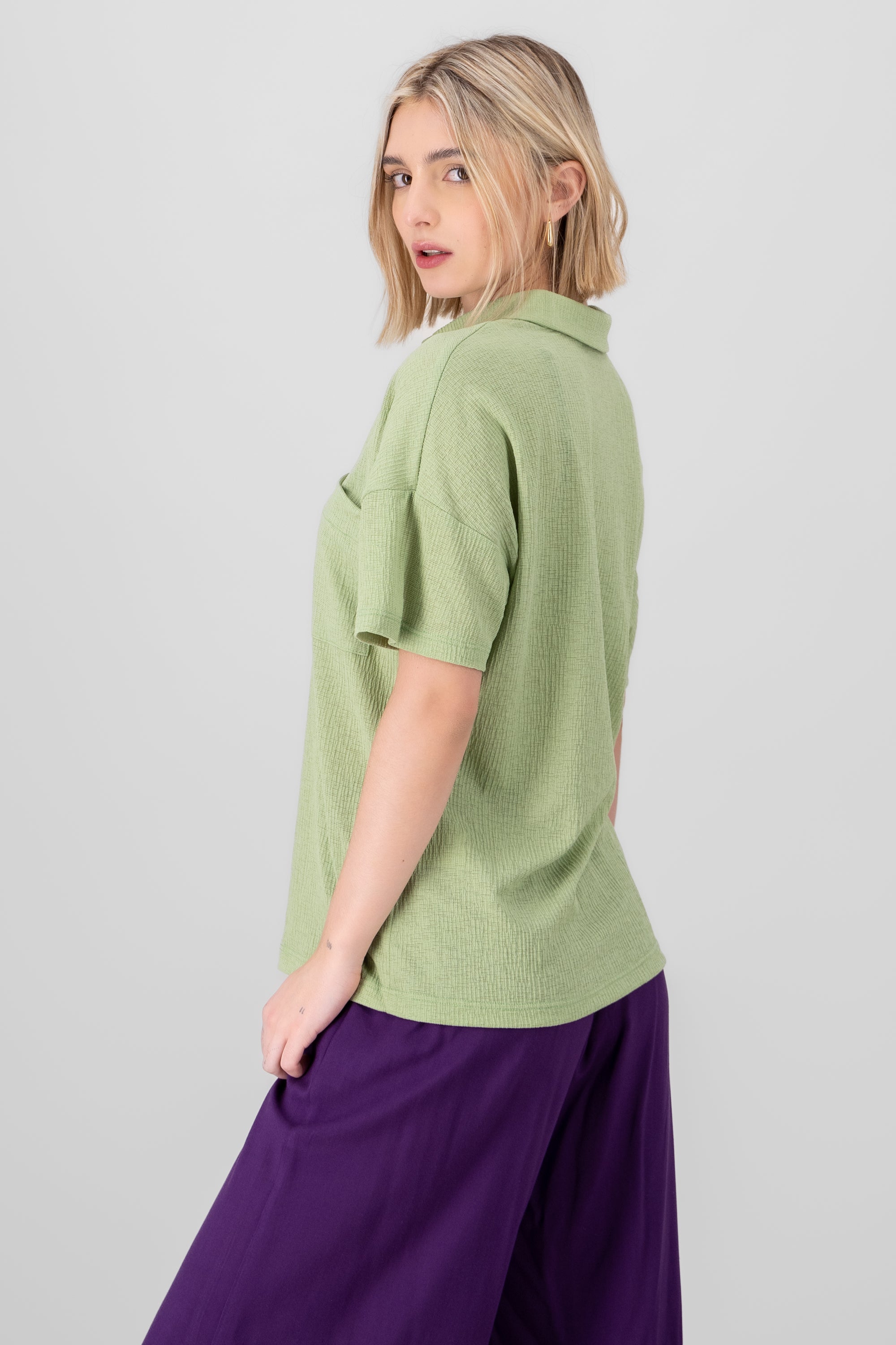 Camisa over manga corta VERDE CLARO