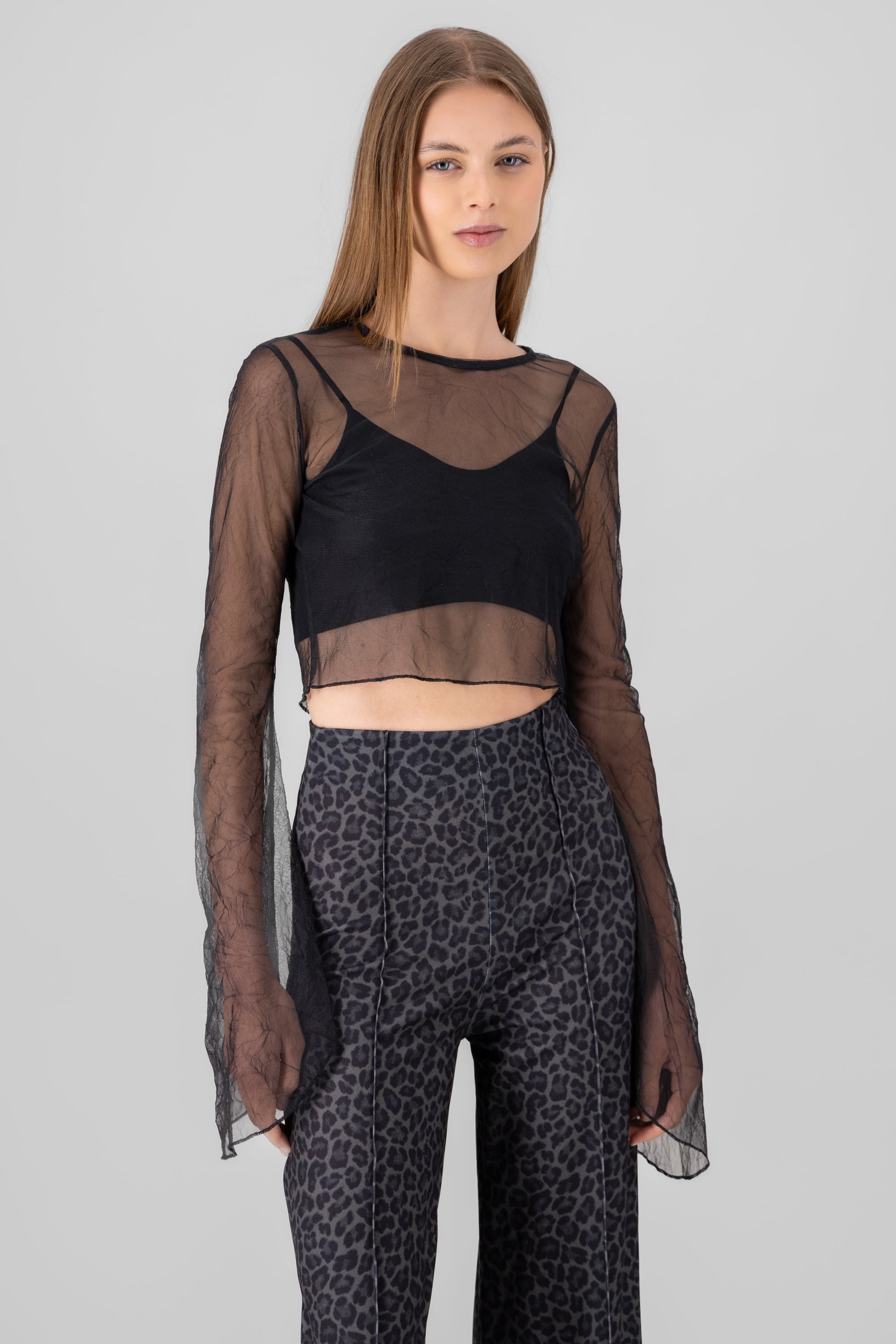 Blusa mesh crush manga larga NEGRO