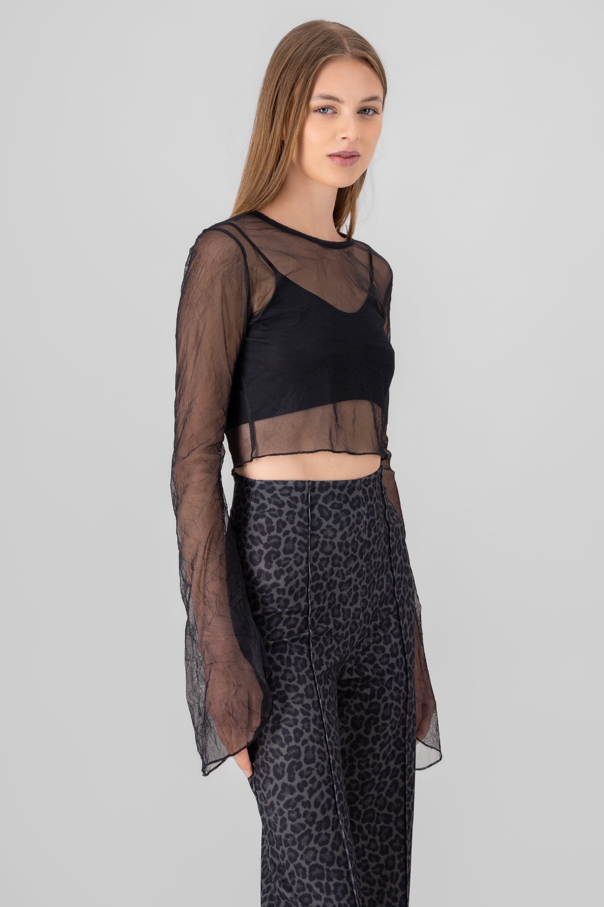 Blusa mesh crush manga larga NEGRO