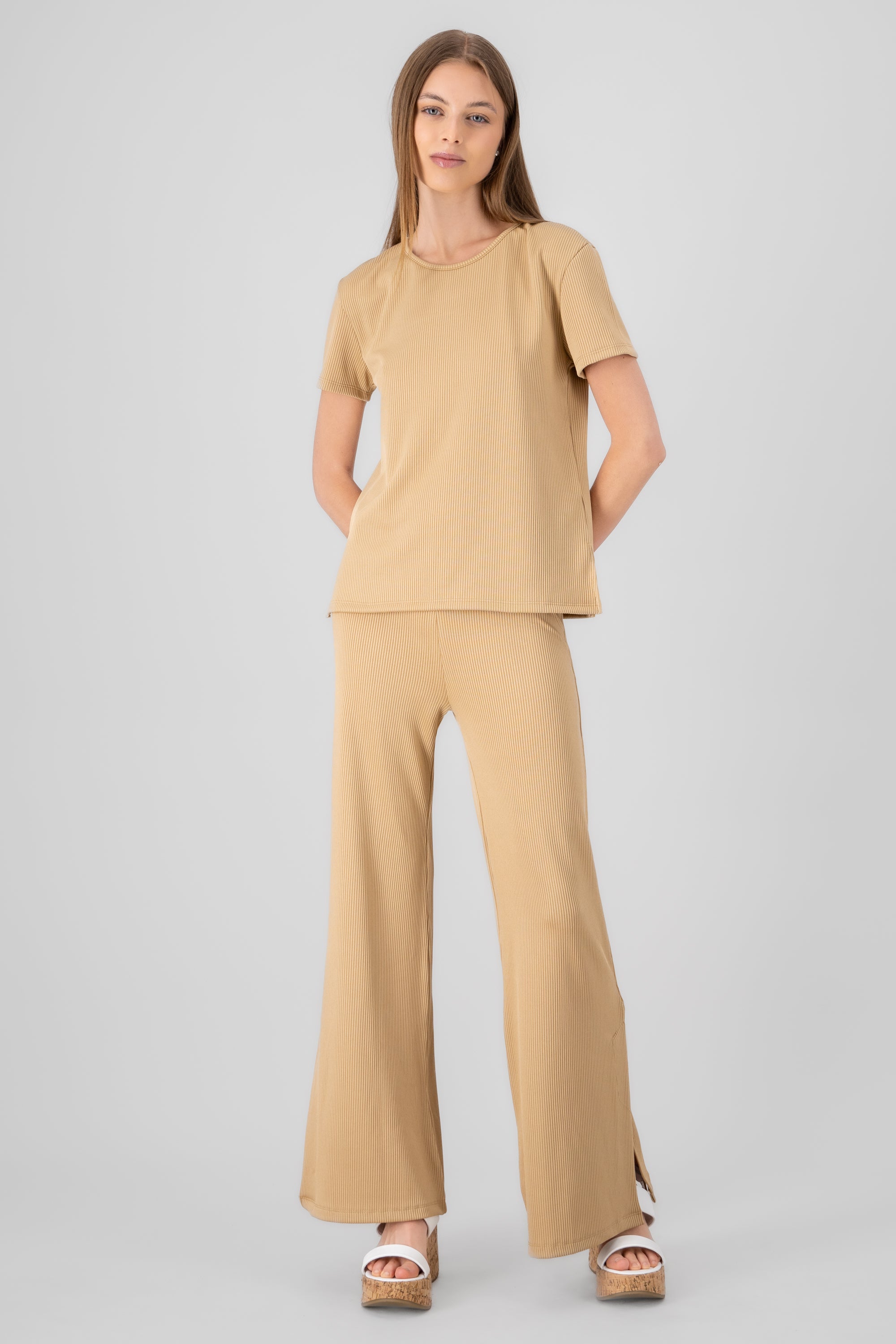 Pantalon amplio rib BEIGE