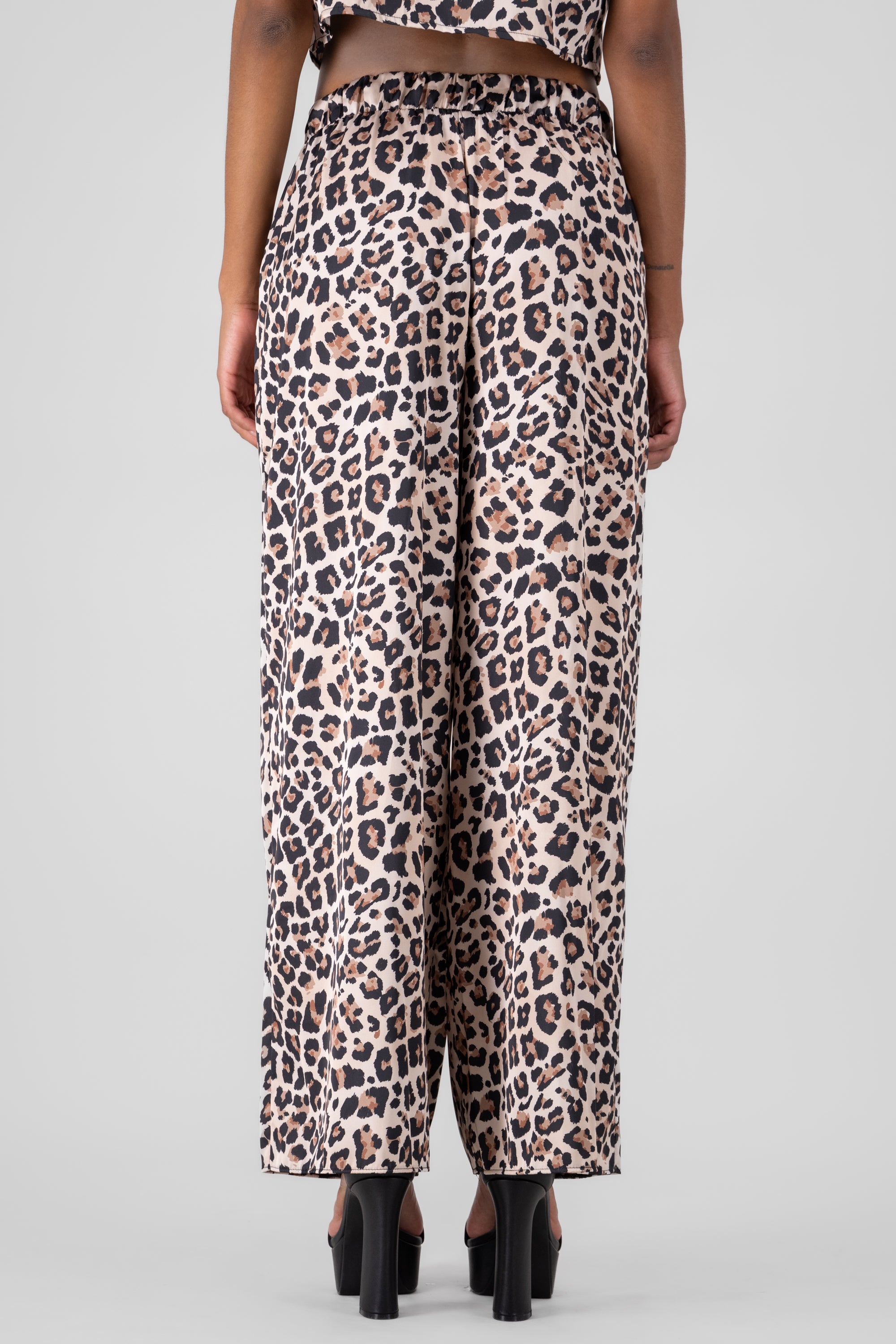 Pantalon amplio animal print CAFE COMBO