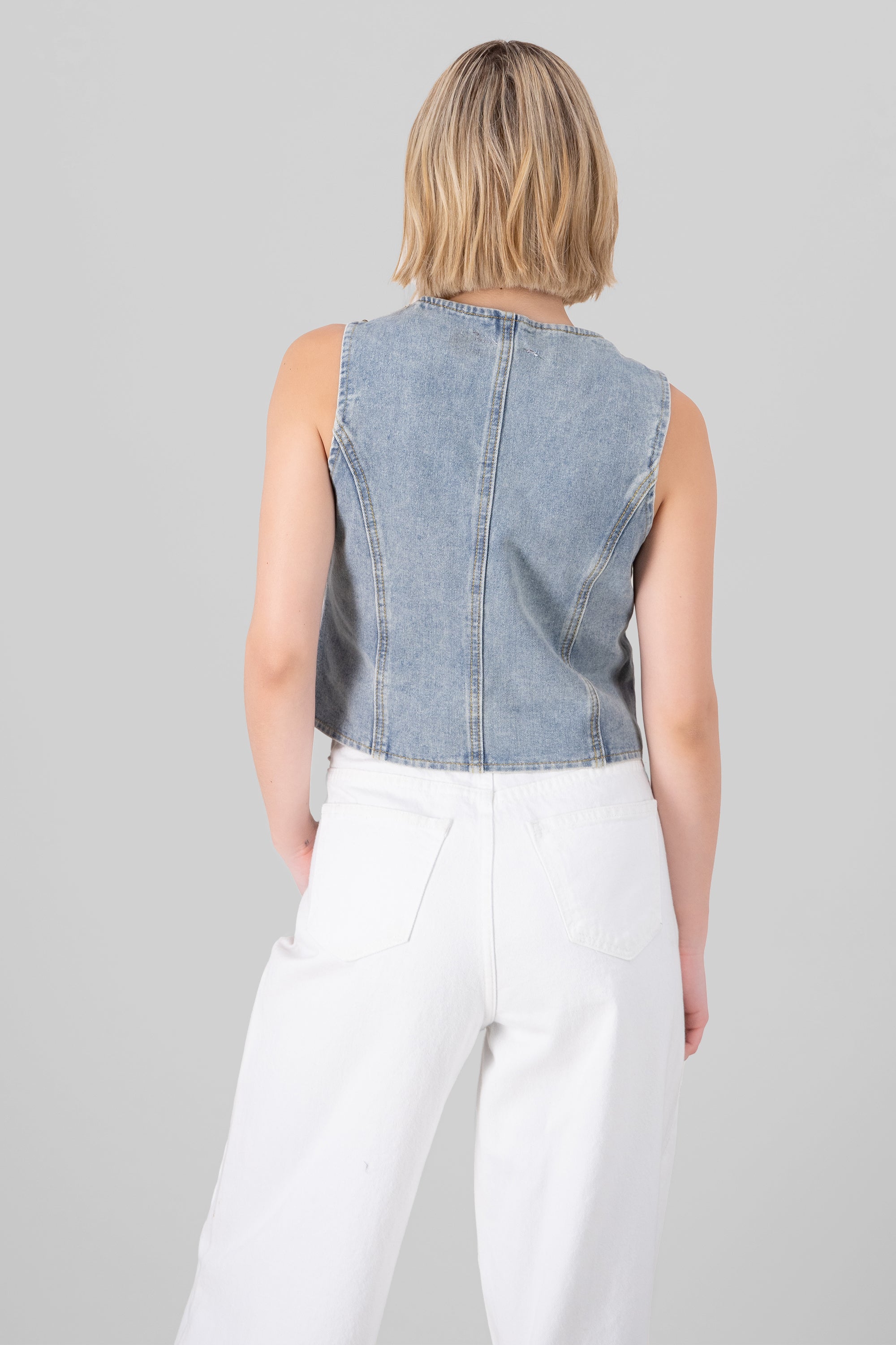 Vest with thisperoles Cropped Light Wash