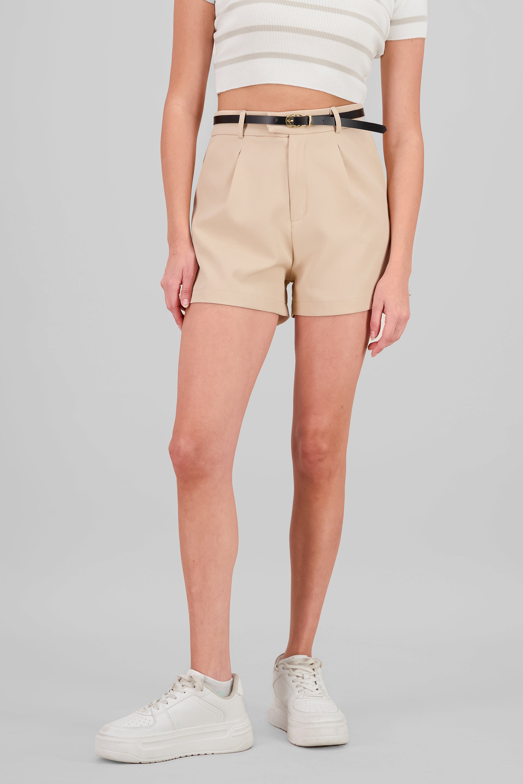 Shorts con pinza y cinturon hypsters ARENA