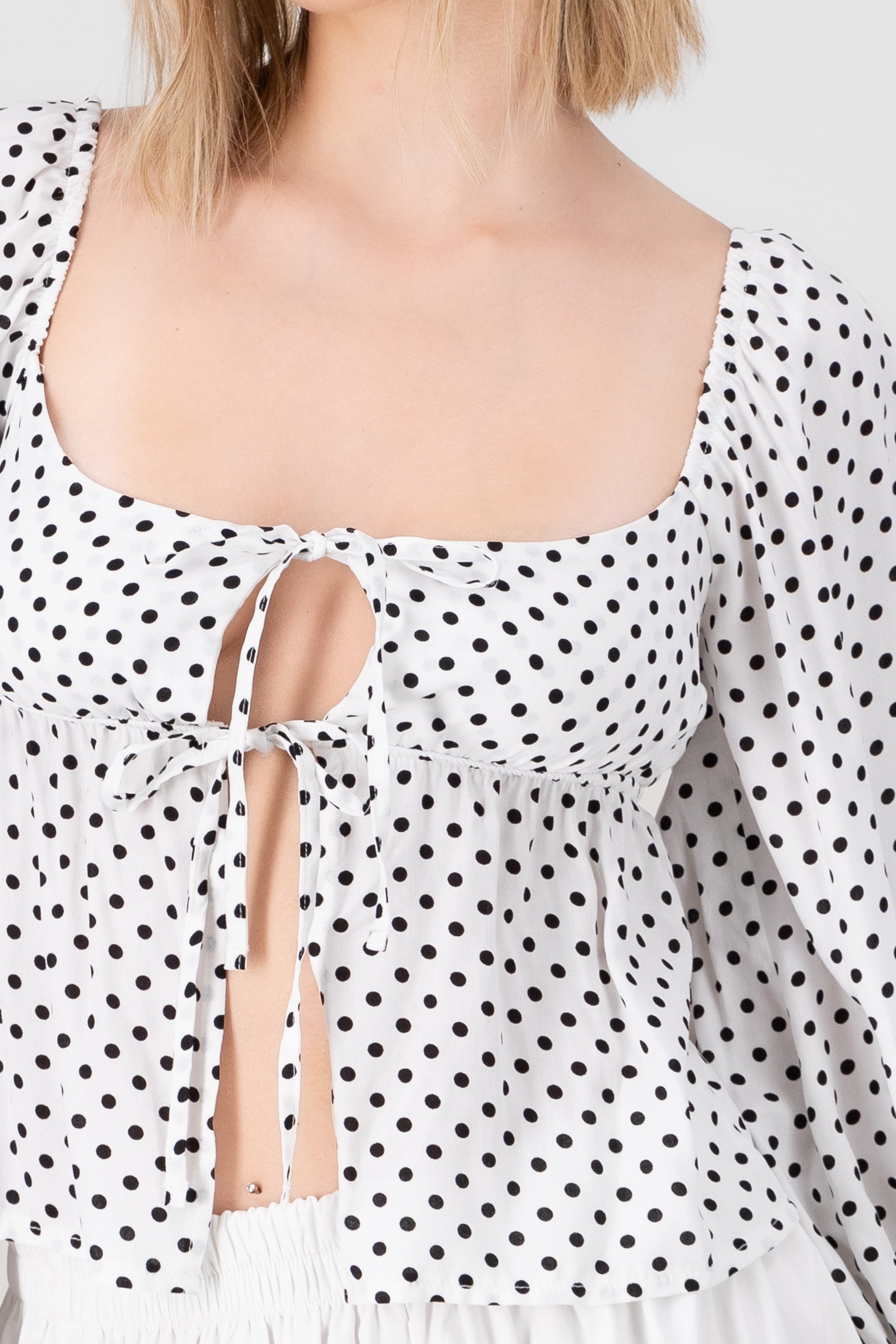 LONG POLKA DOTS MANGA BLUSA WITH HYPSTER Mushrooms White Combo