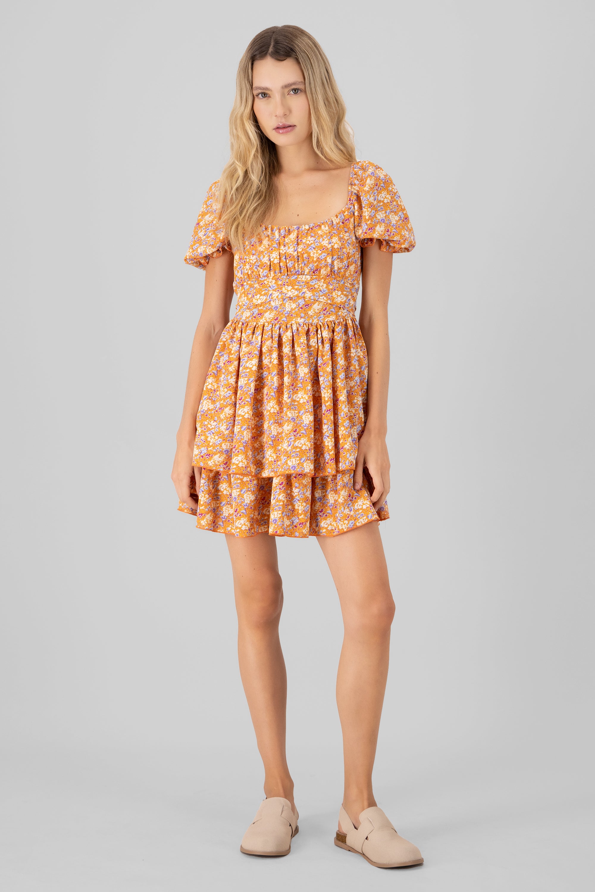Vestido mini flores detalle olanes NARANJA COMBO