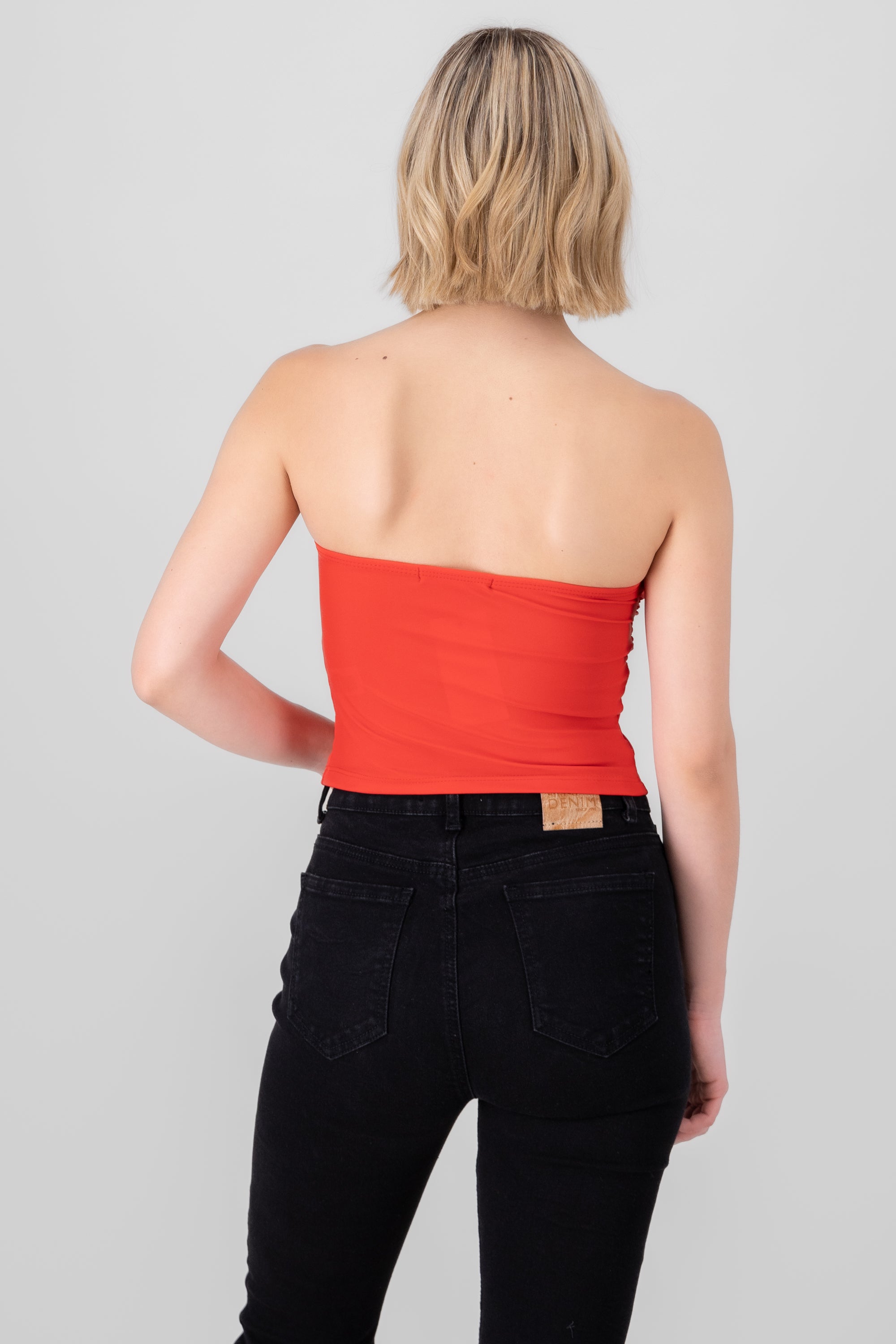 Top tubo drapeado detalle abertura ROJO