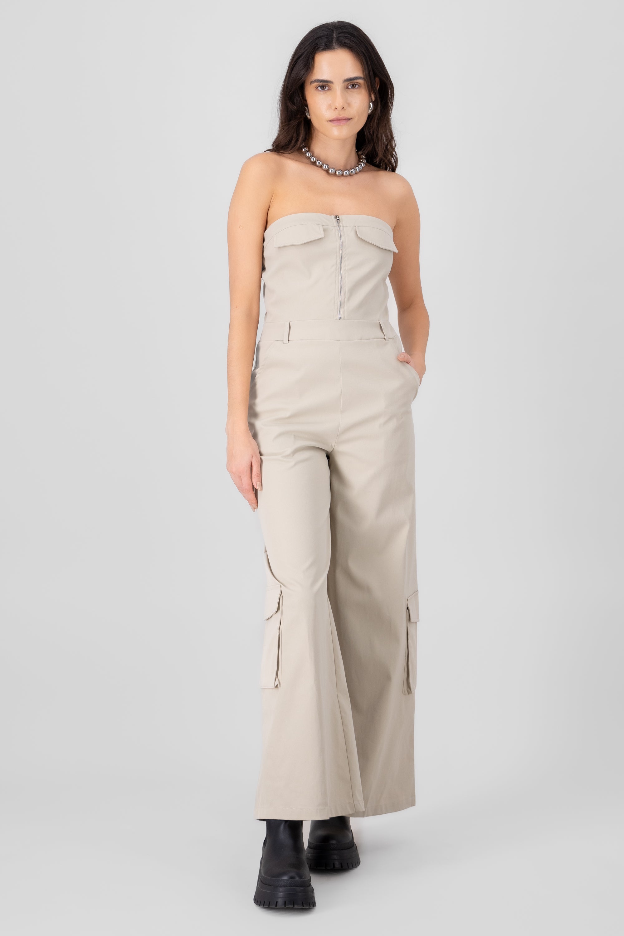 Jumpsuit cargo liso TAUPE