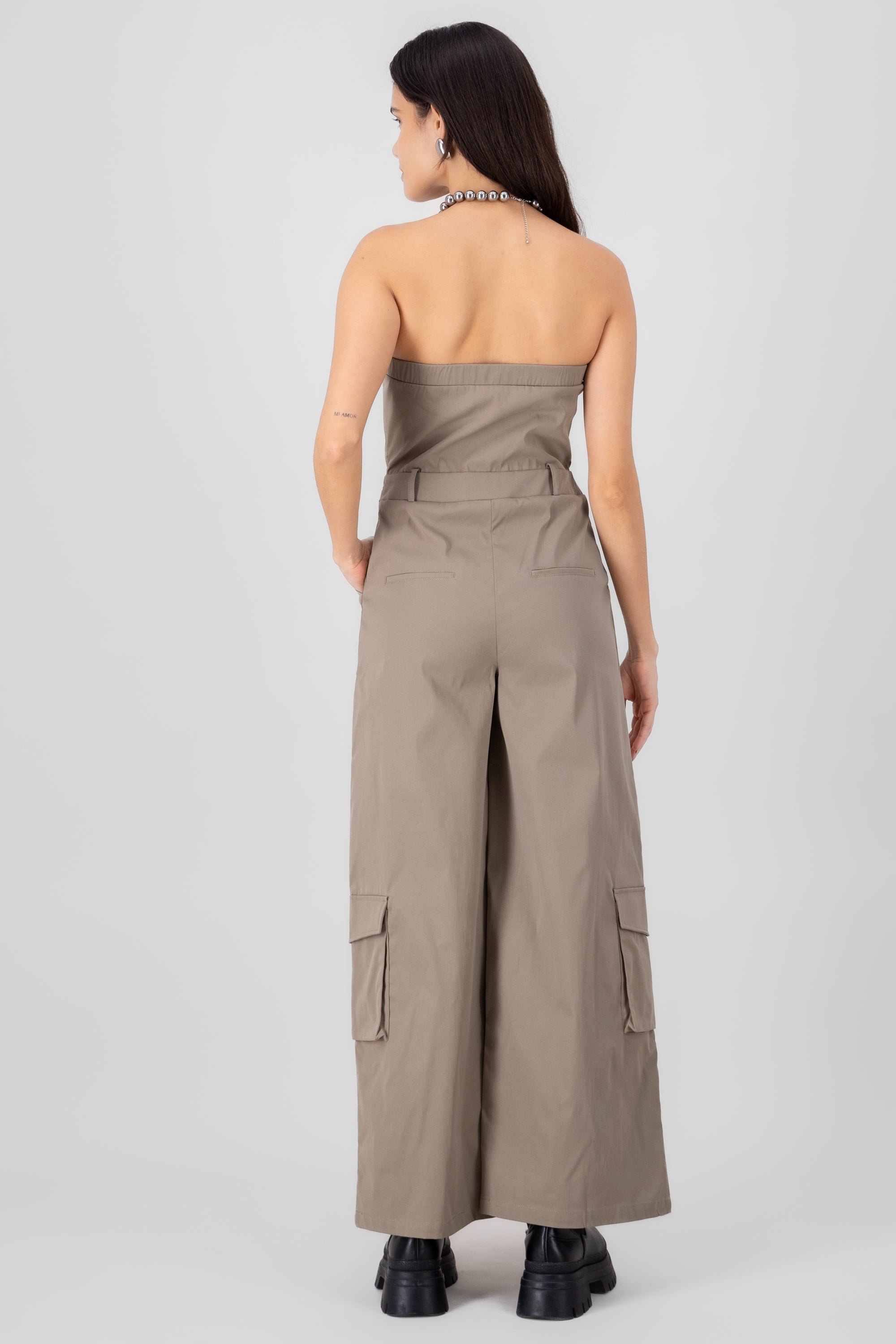 Jumpsuit cargo liso GREIGE