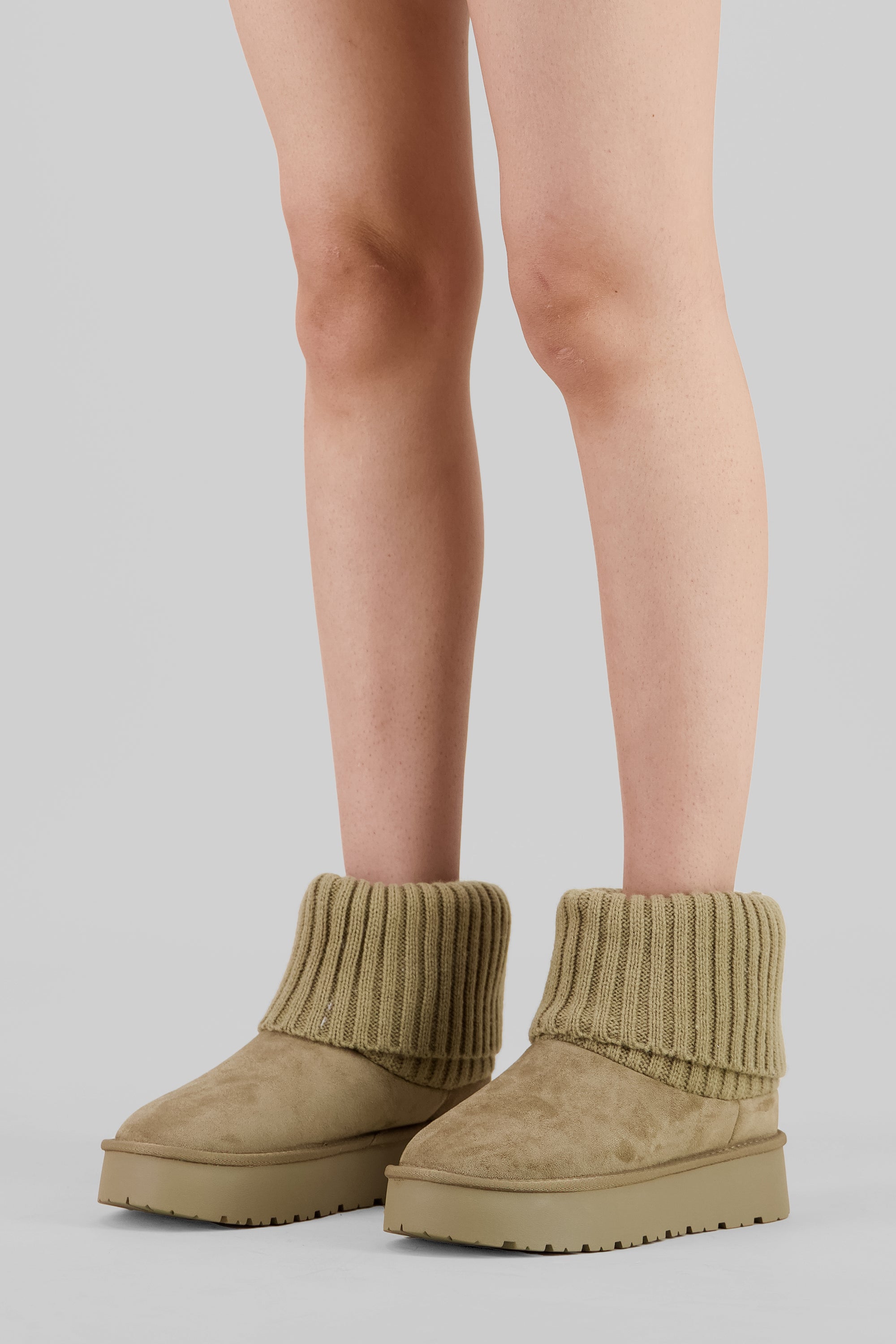 Bota invierno calceta tejida TAUPE