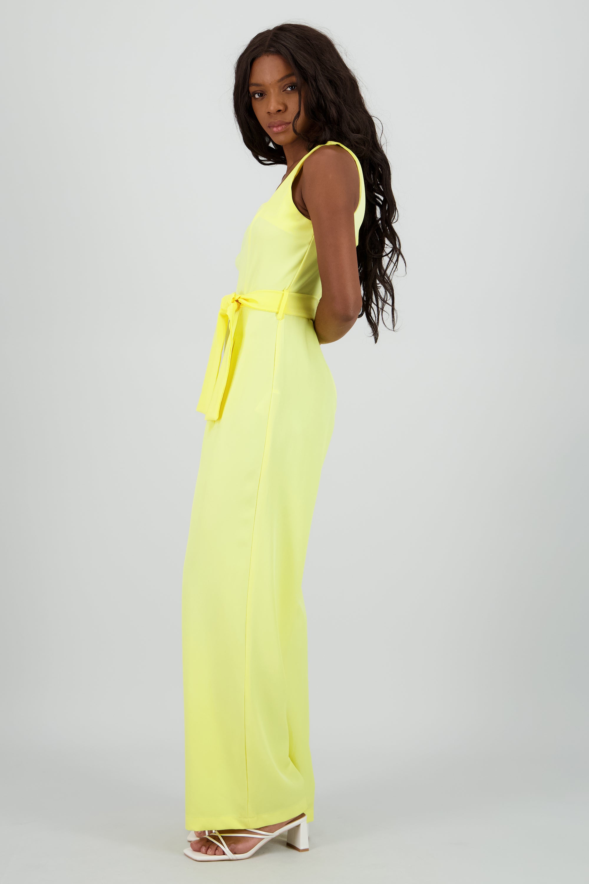 Jumpsuit tirantes detalle cinturon AMARILLO PASTEL